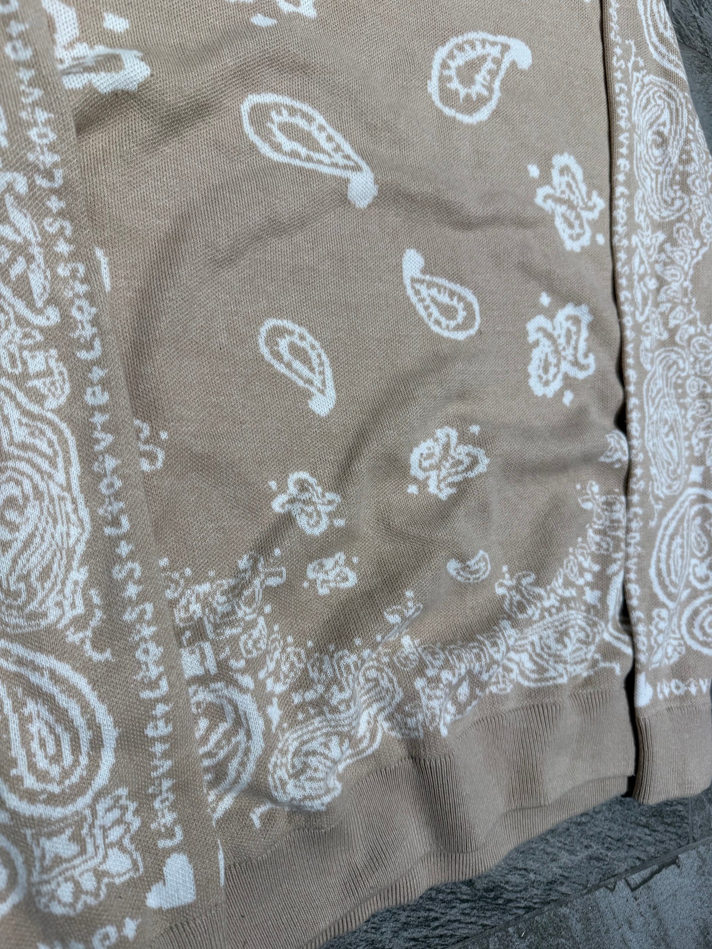 000’s Loveless Paisley Jumper (M)