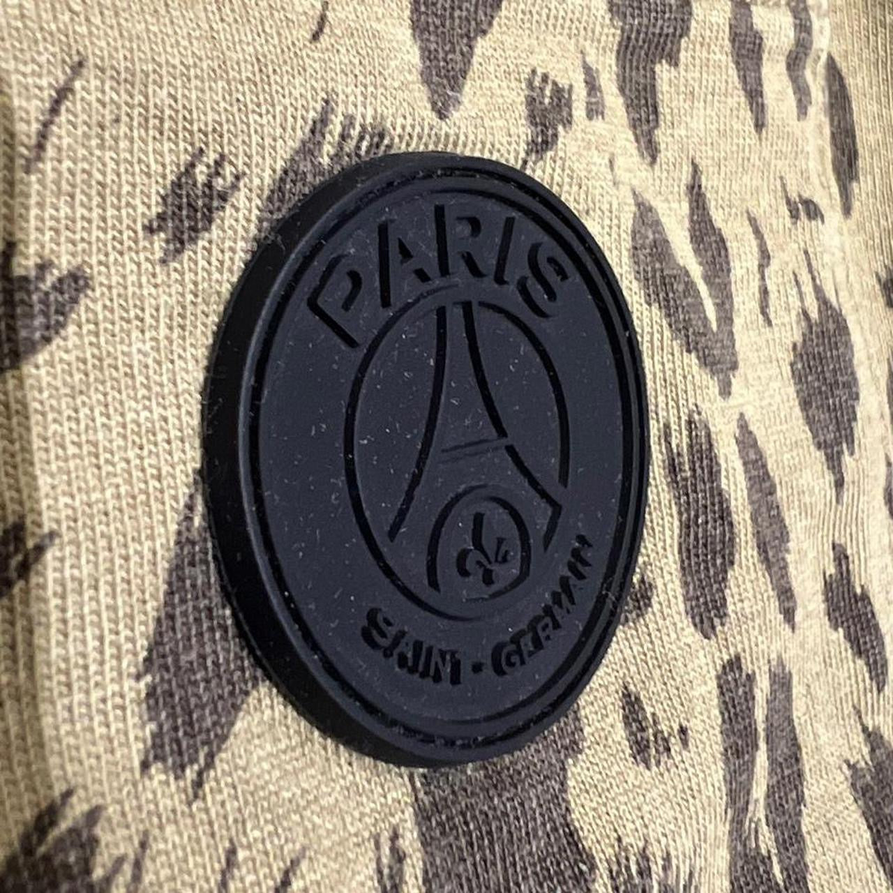 PSG Leopard Print Longsleeve Tee