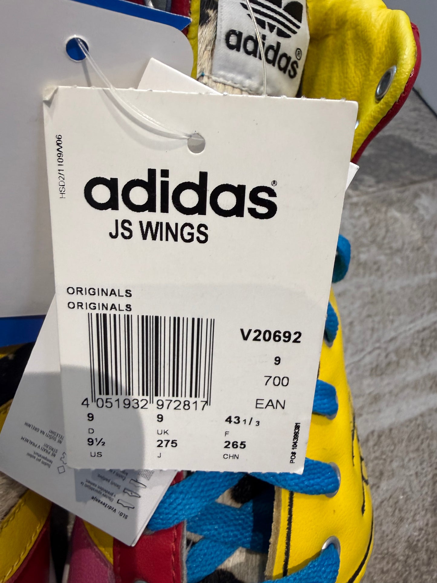 Jeremy Scott x 2NE1 x Adidas Wings (UK 9 - EU 43)