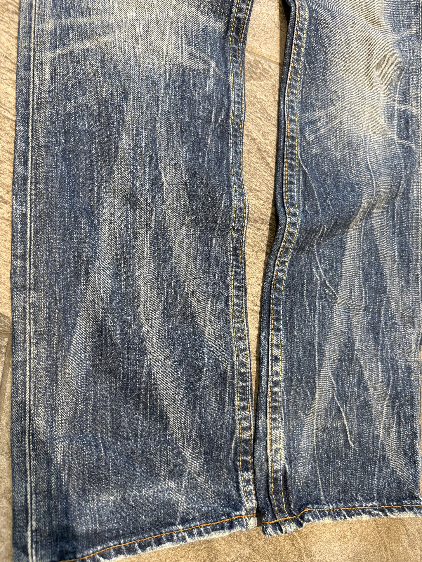 000’s Levi’s 502 Ghostwash Jeans (28”)