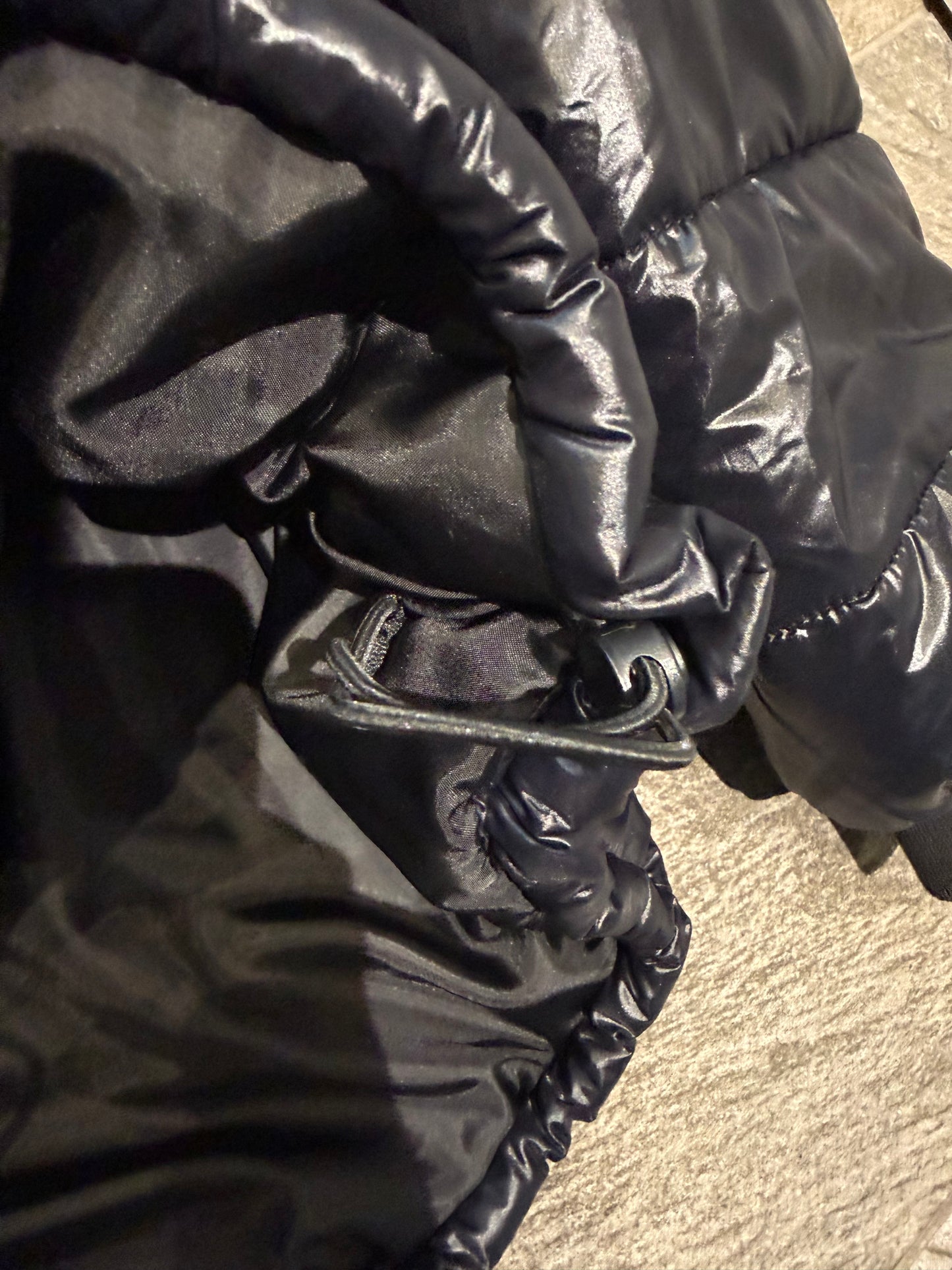000’s Short Round Glossy Fur Puffer (M)