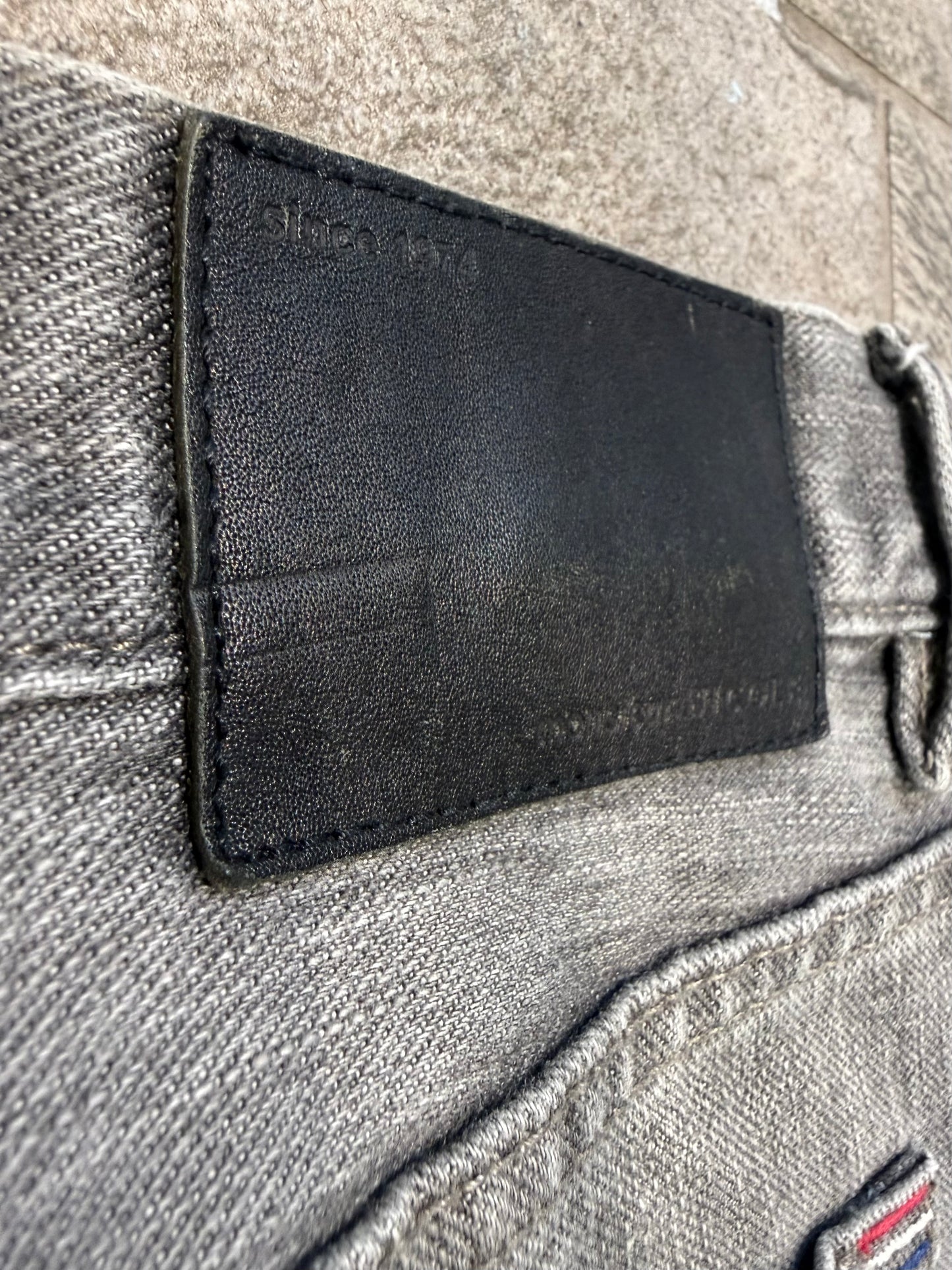 000’s Nicole Jeans (34”)