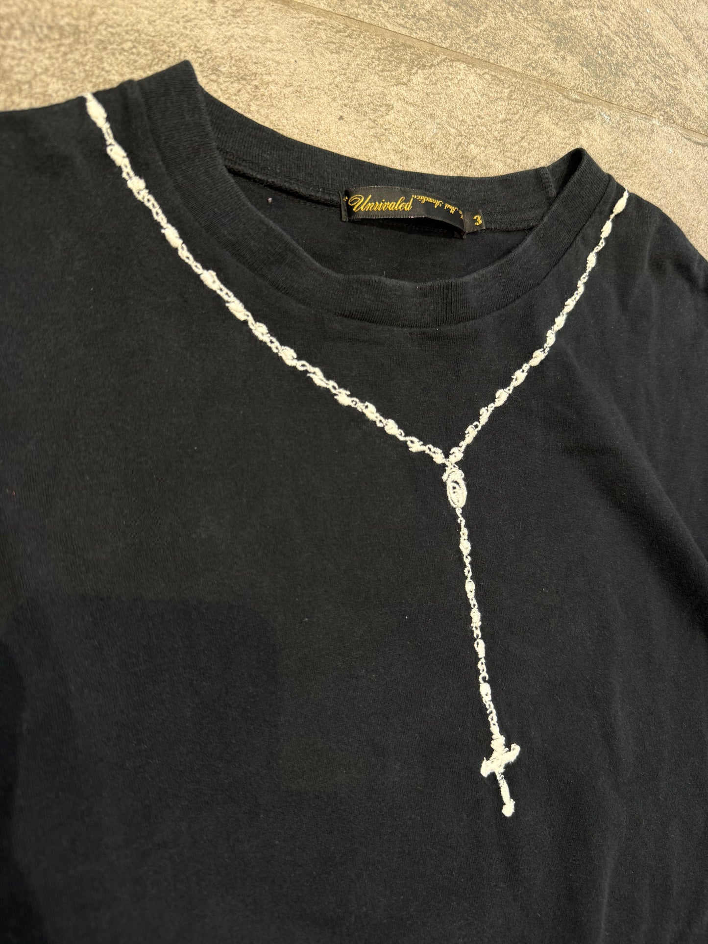 000’s Unrivaled Rosary Longsleeve (M)