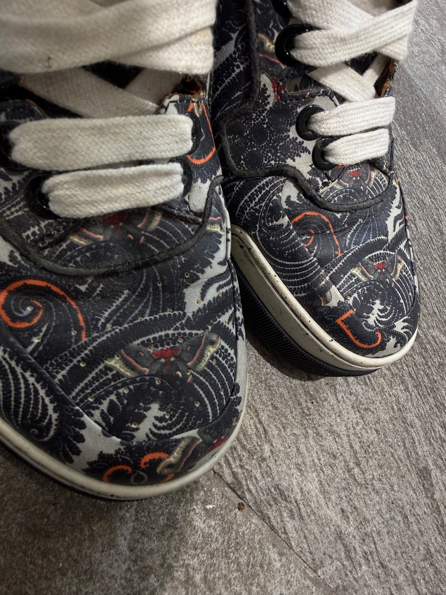 Givenchy Tyson Paisley Moth High Tops (EU 41 - UK 7) Fits 7.5