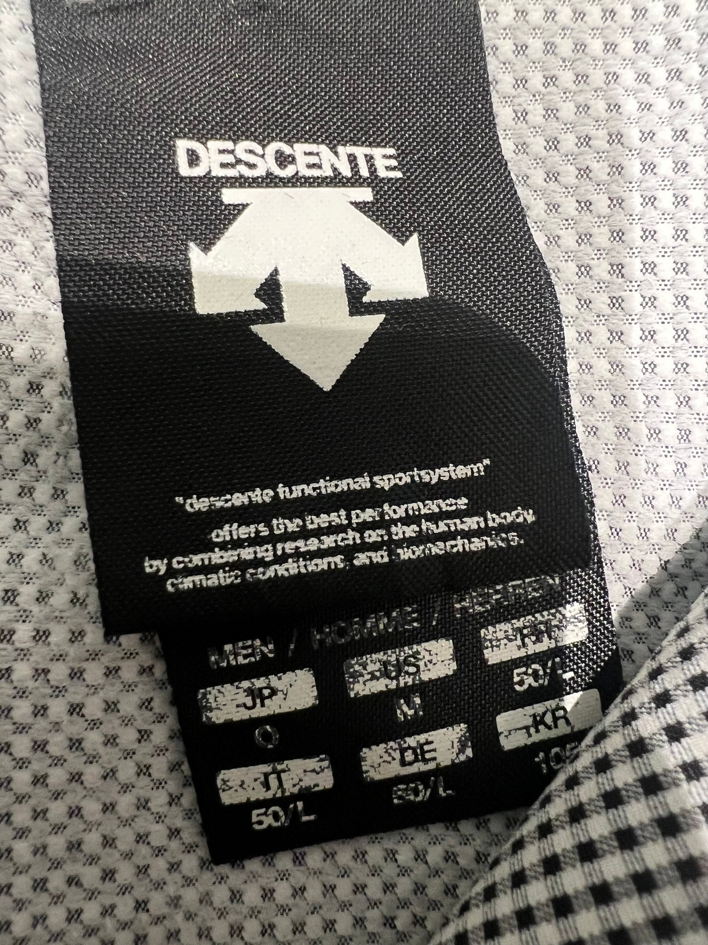 Descente Plaid/Checkered Jacket