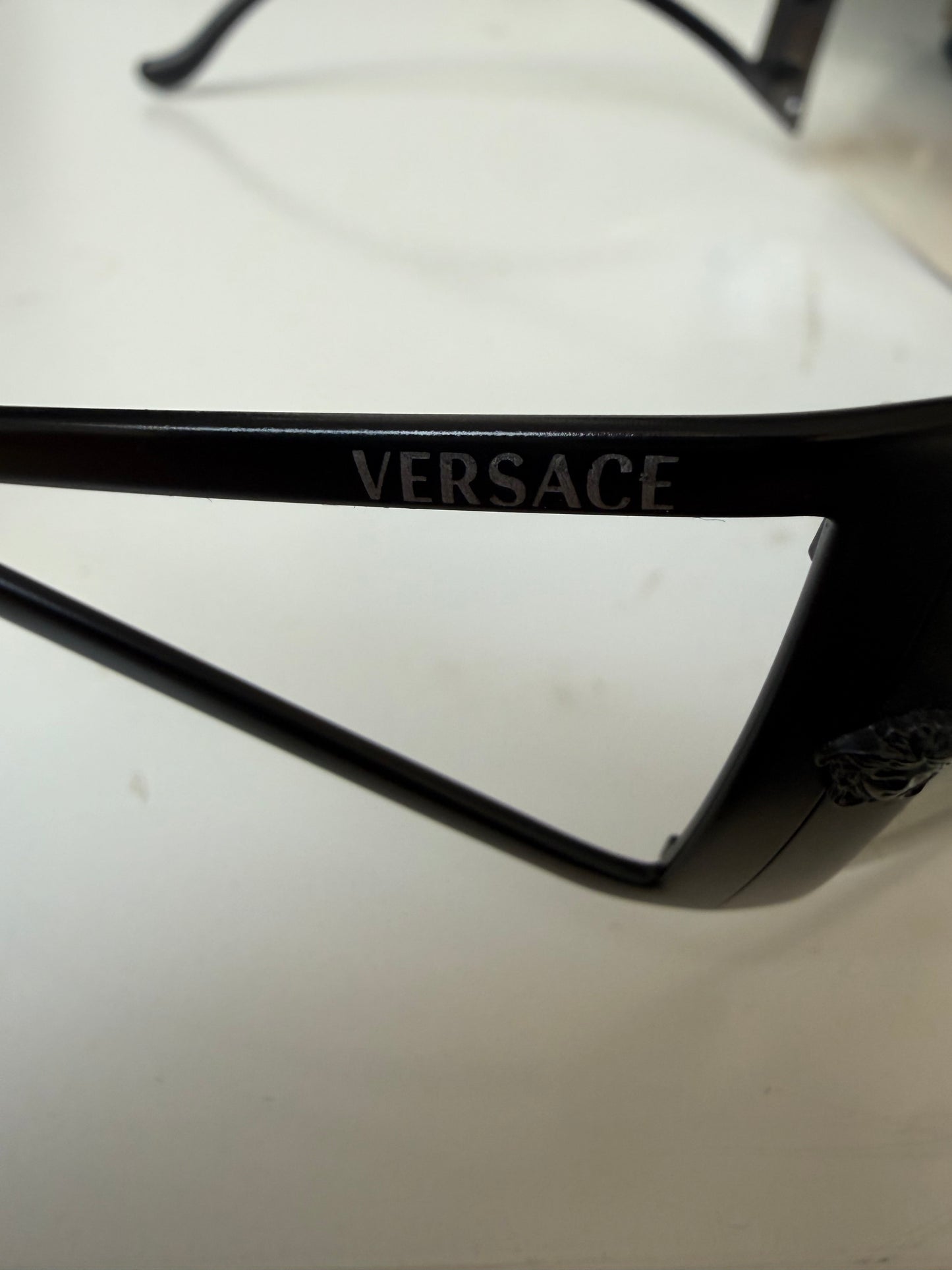 000’s Versace Oversized Gradient Sunglasses