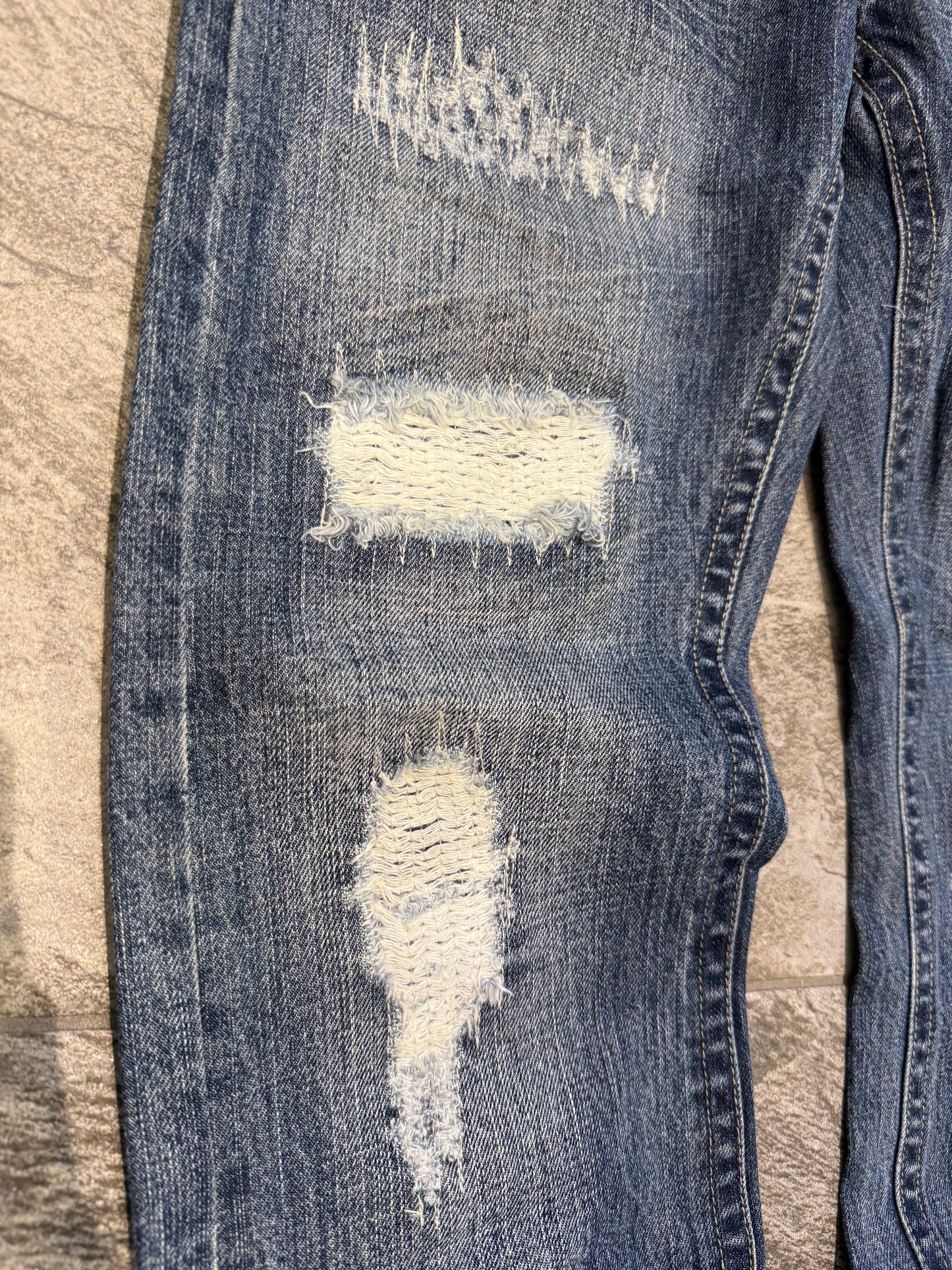 000’s Karl Kani Distressed Jeans (30”)