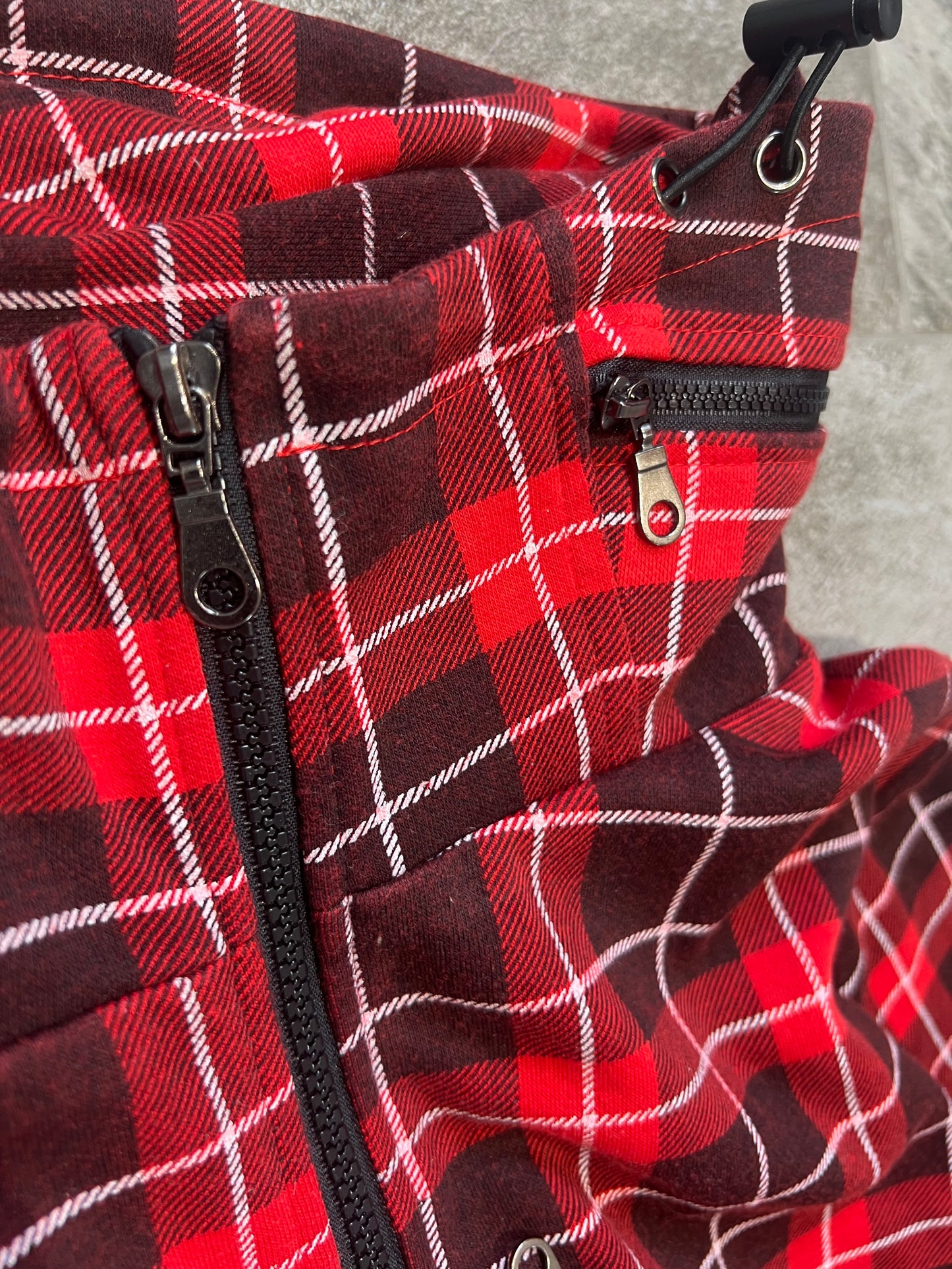 000’s Noble Plaid/Checkered Bono Hoodie