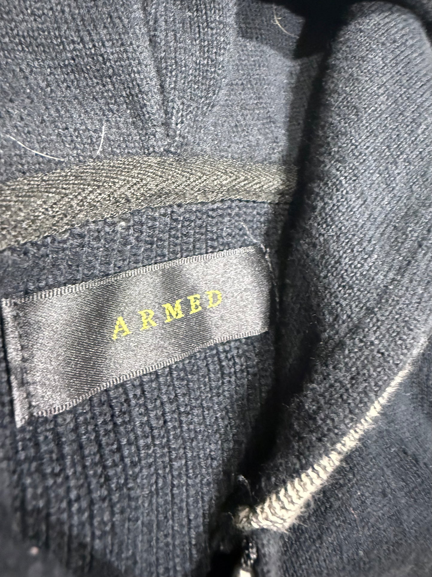 000’s Armed Zip Up Hoodie (XS)