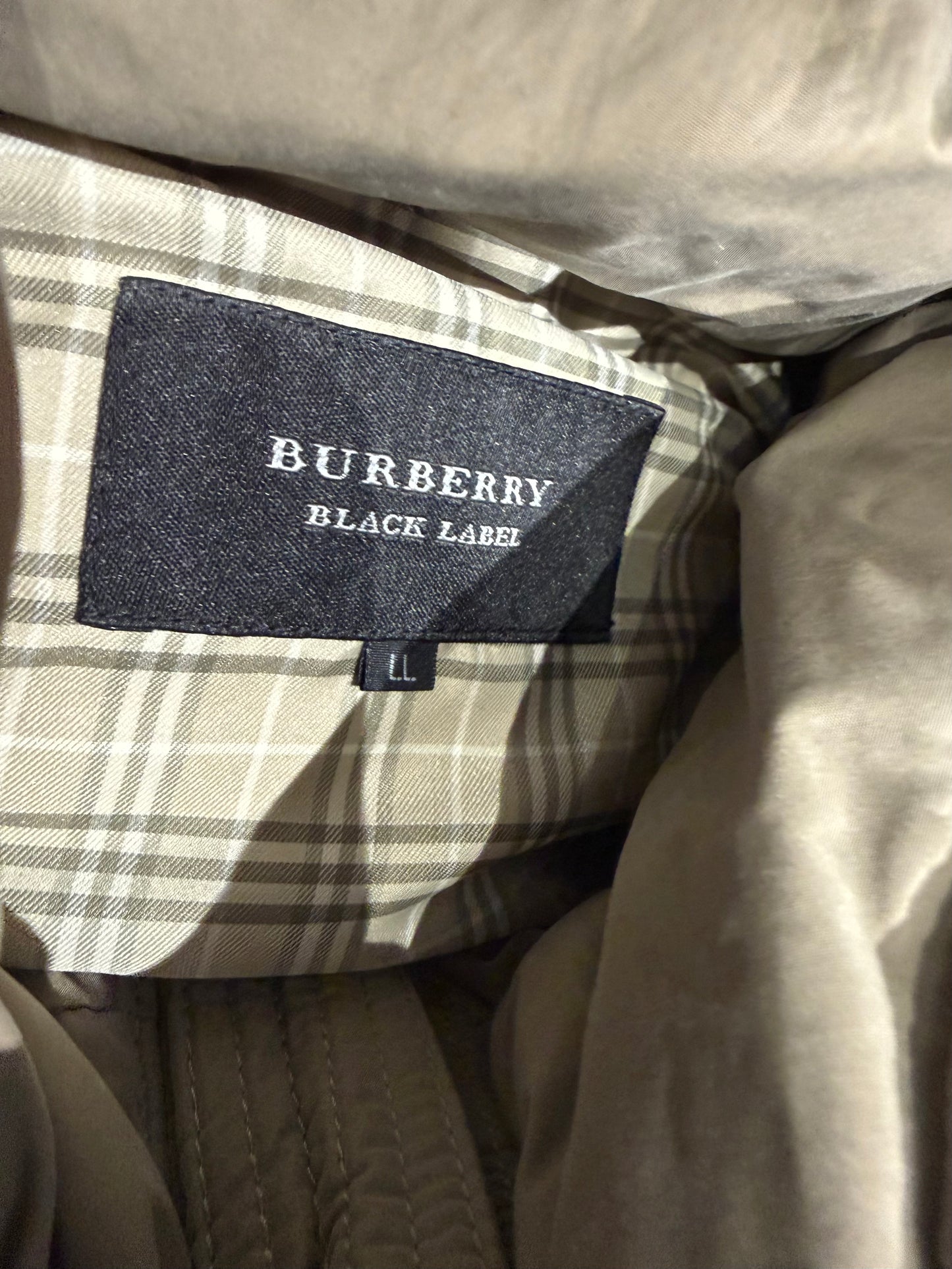 000’s Burberry 2 in 1 Fur Puffer (M)