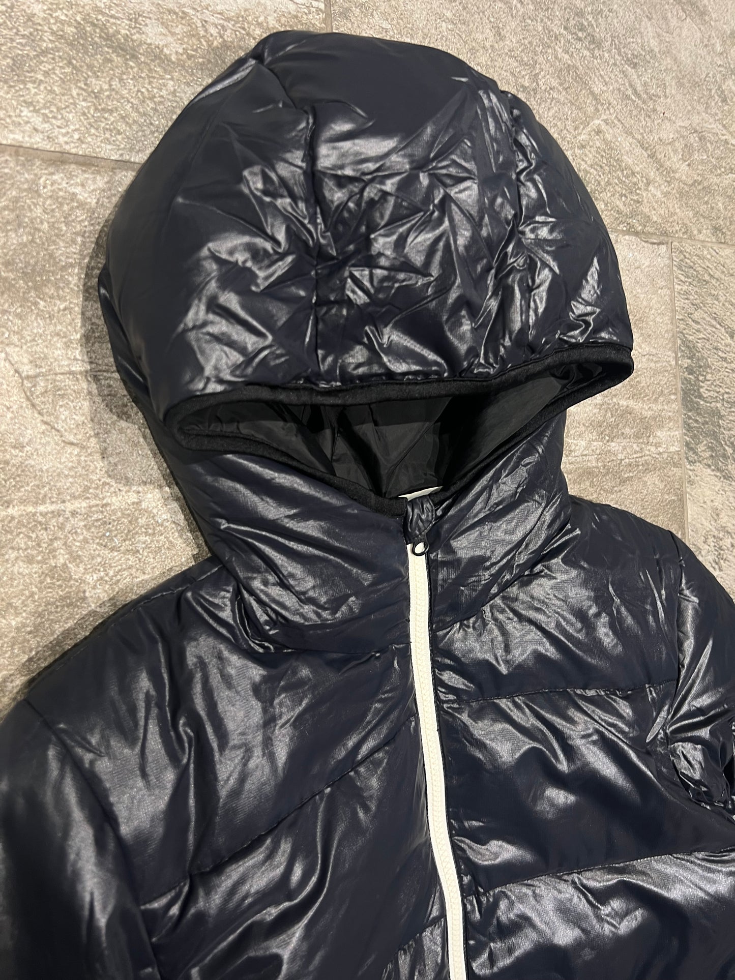 000’s Camp 7 Glossy Puffer