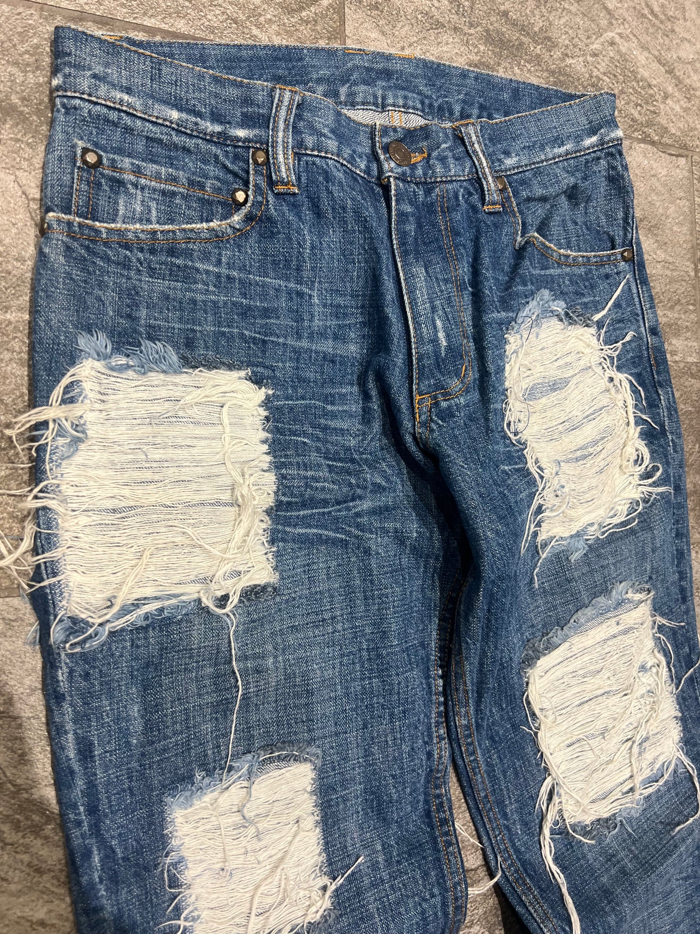 000’s Whole 2 Distressed Bootcut Jeans