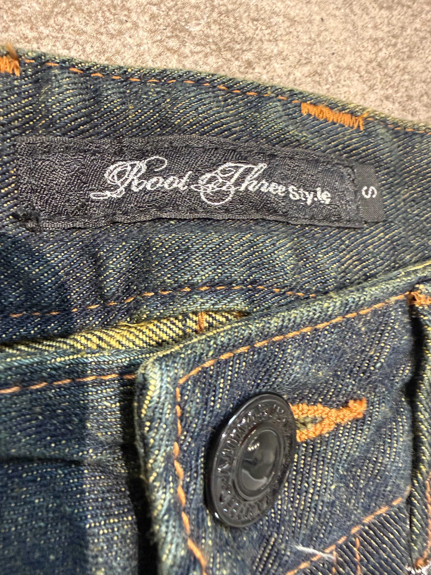 000’s Root Three Mudwash Jeans (30”)