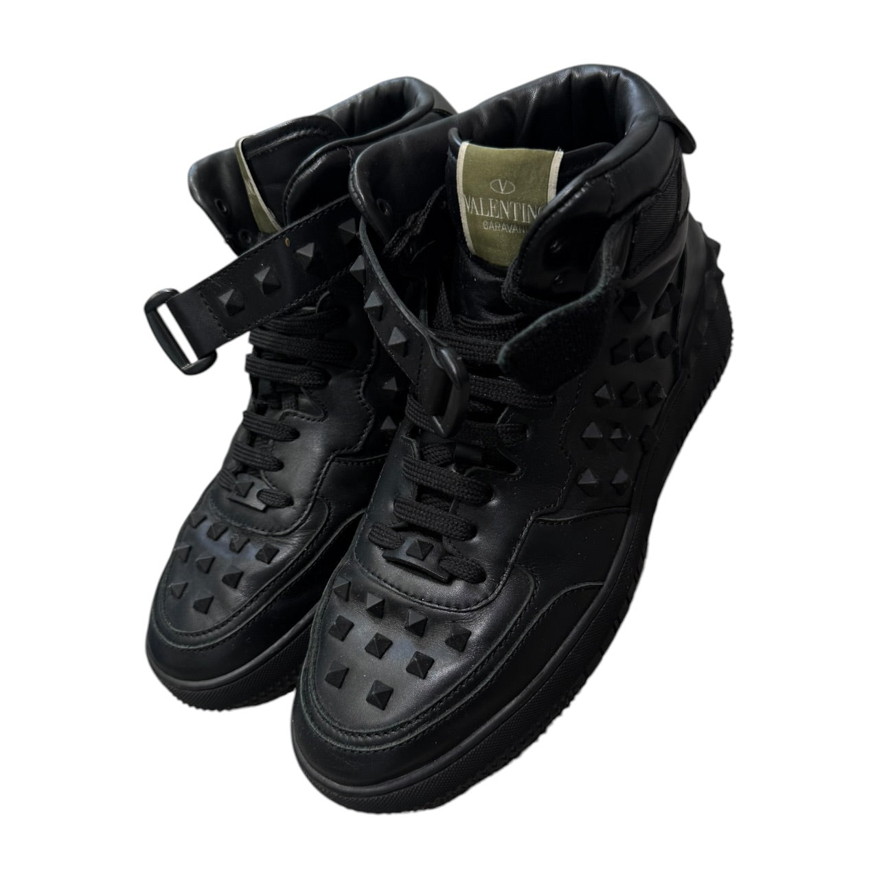 Valentino Garavani Rockstud High Tops (EU 43 - UK 9)