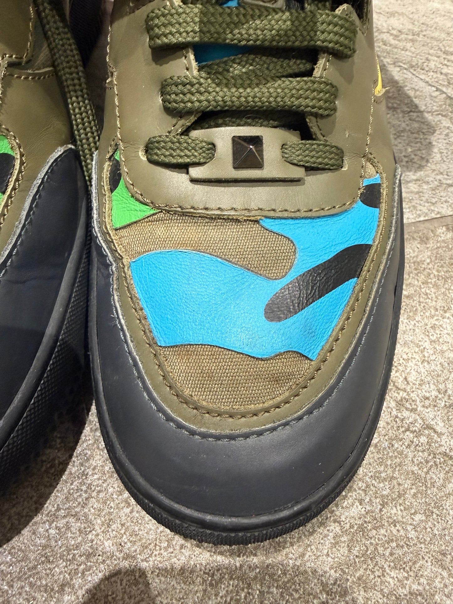 Valentino Garavani Camo High Tops (Eu 43 - UK 9)