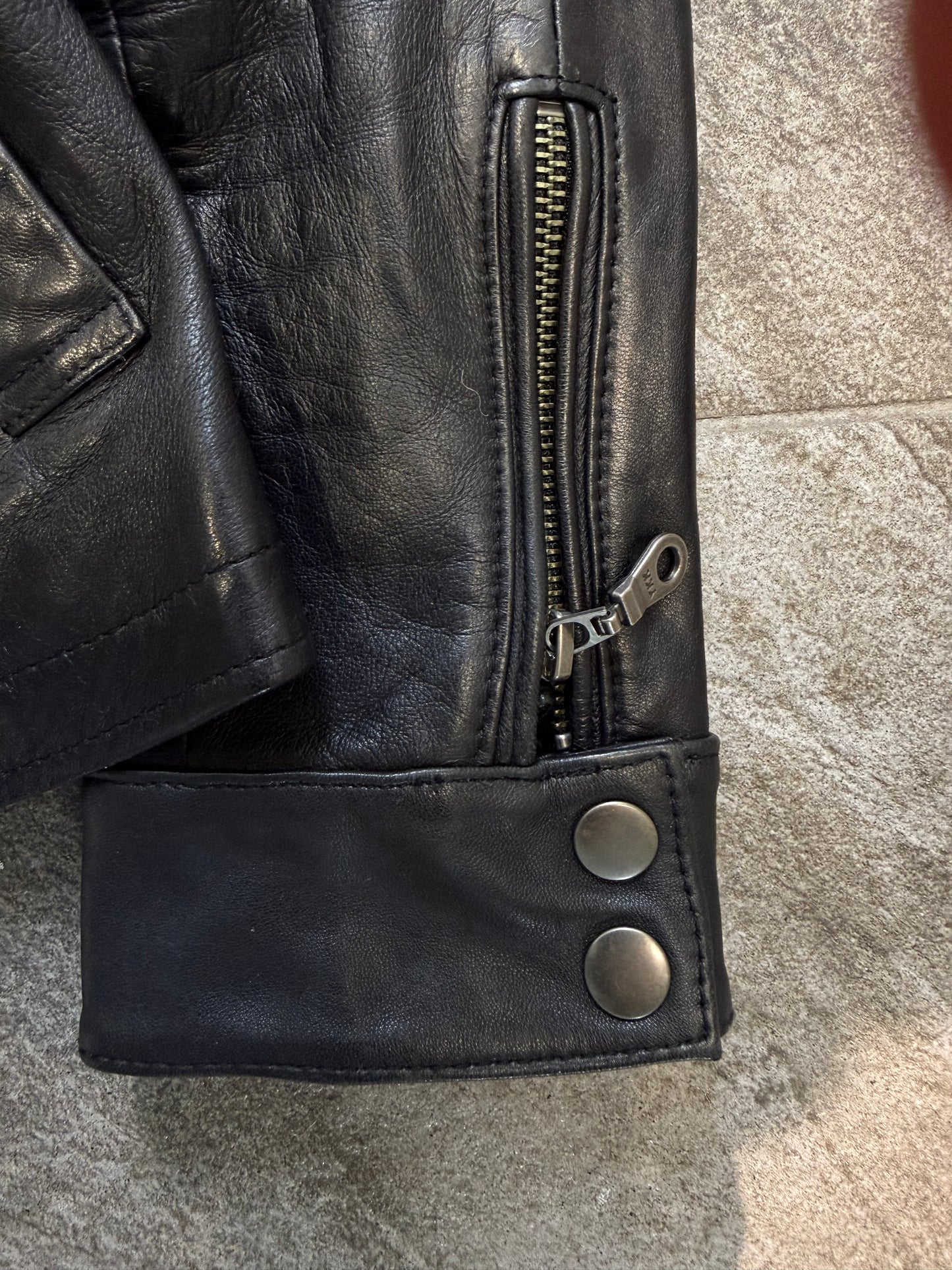 000’s Varosh Leather Jacket (XS)