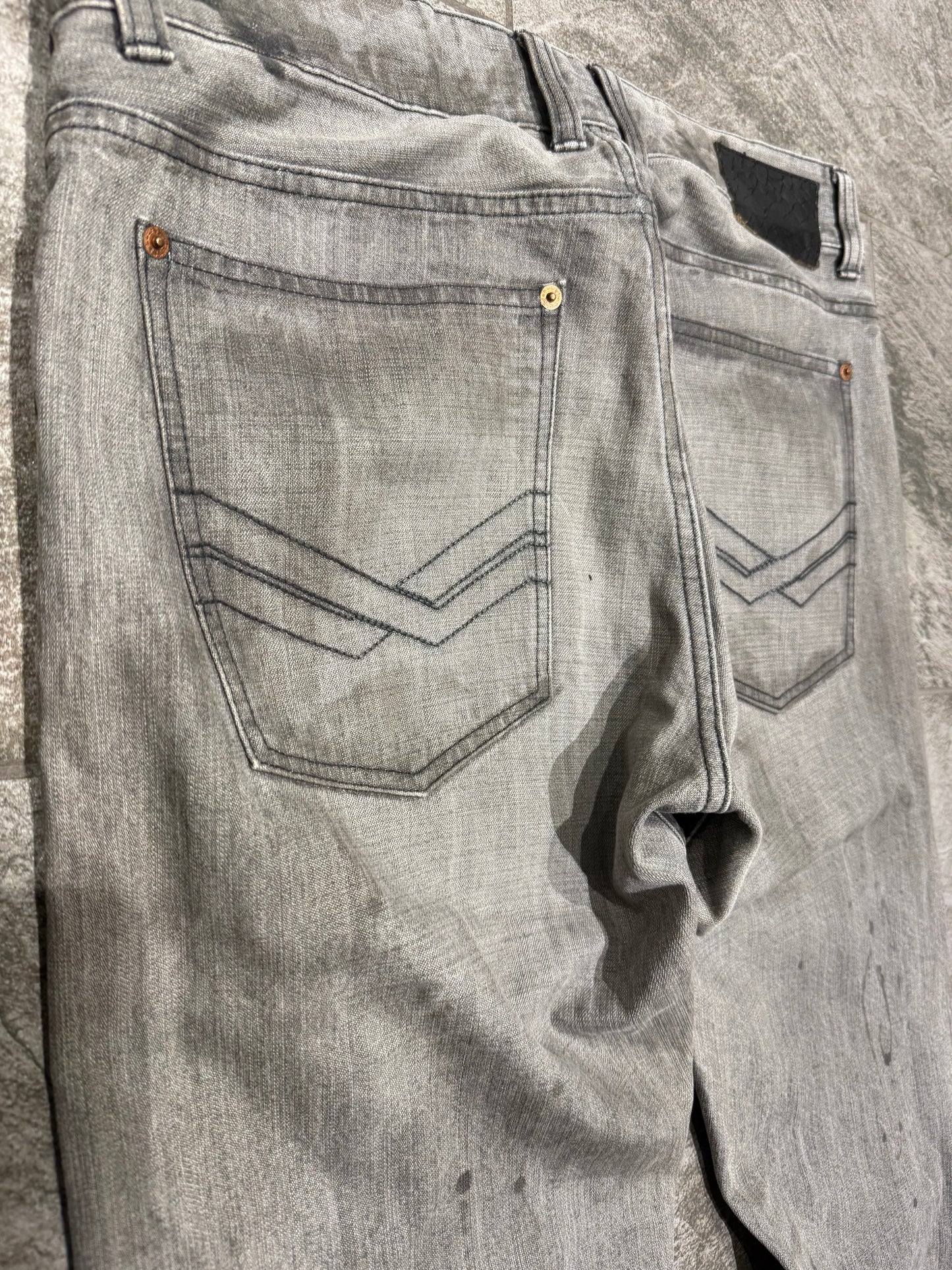 000’s Karl Kani Paint Splatter Jeans  (34”)