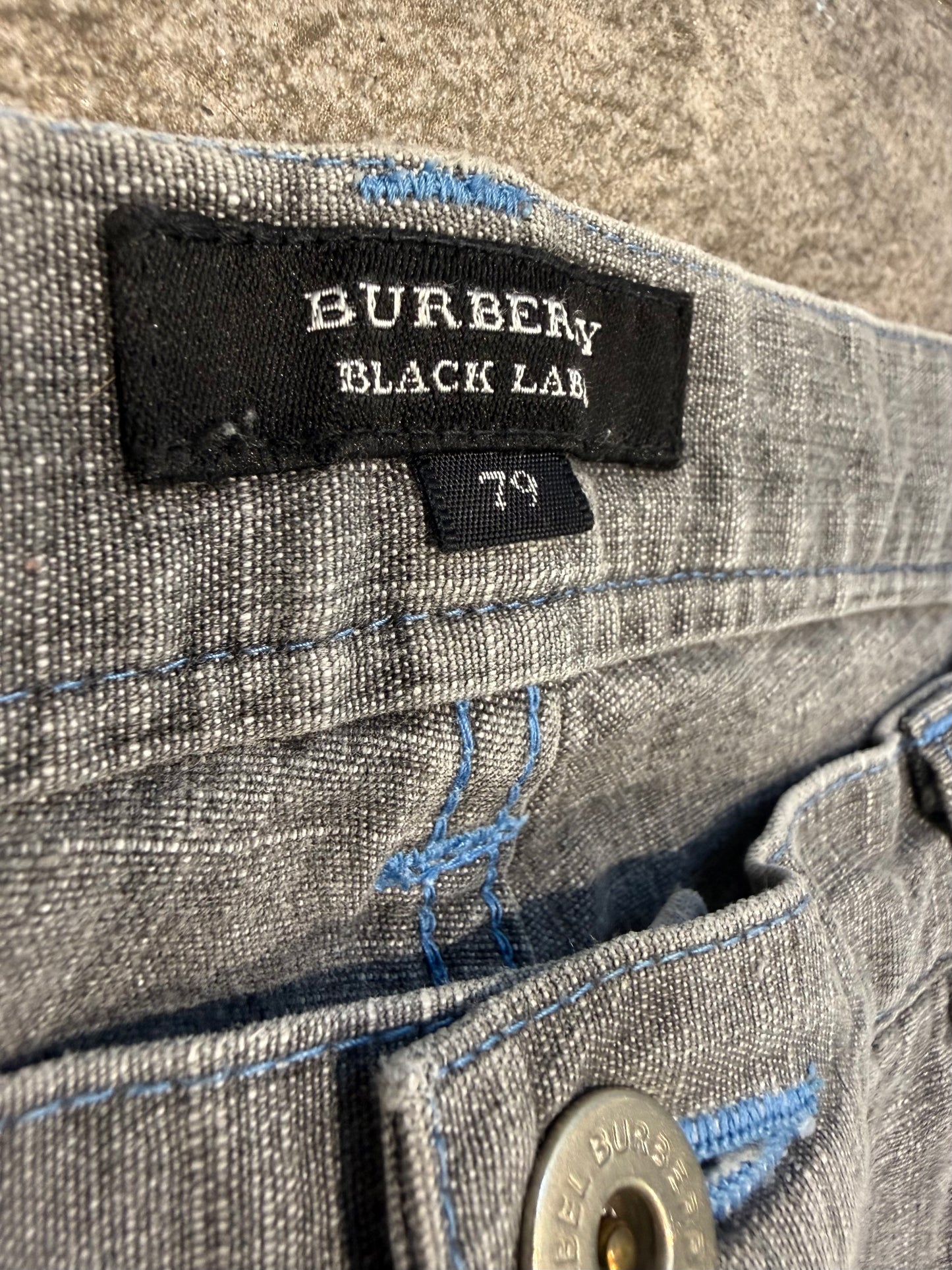 000’s Burberry Jeans (31”)