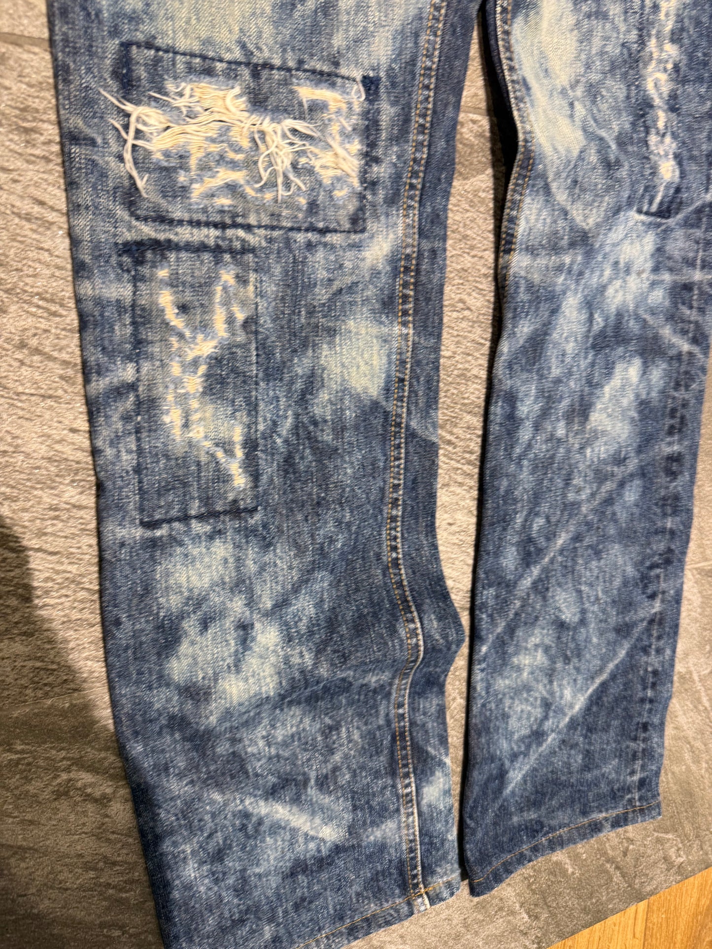 000’s AVH Jeans (31”)