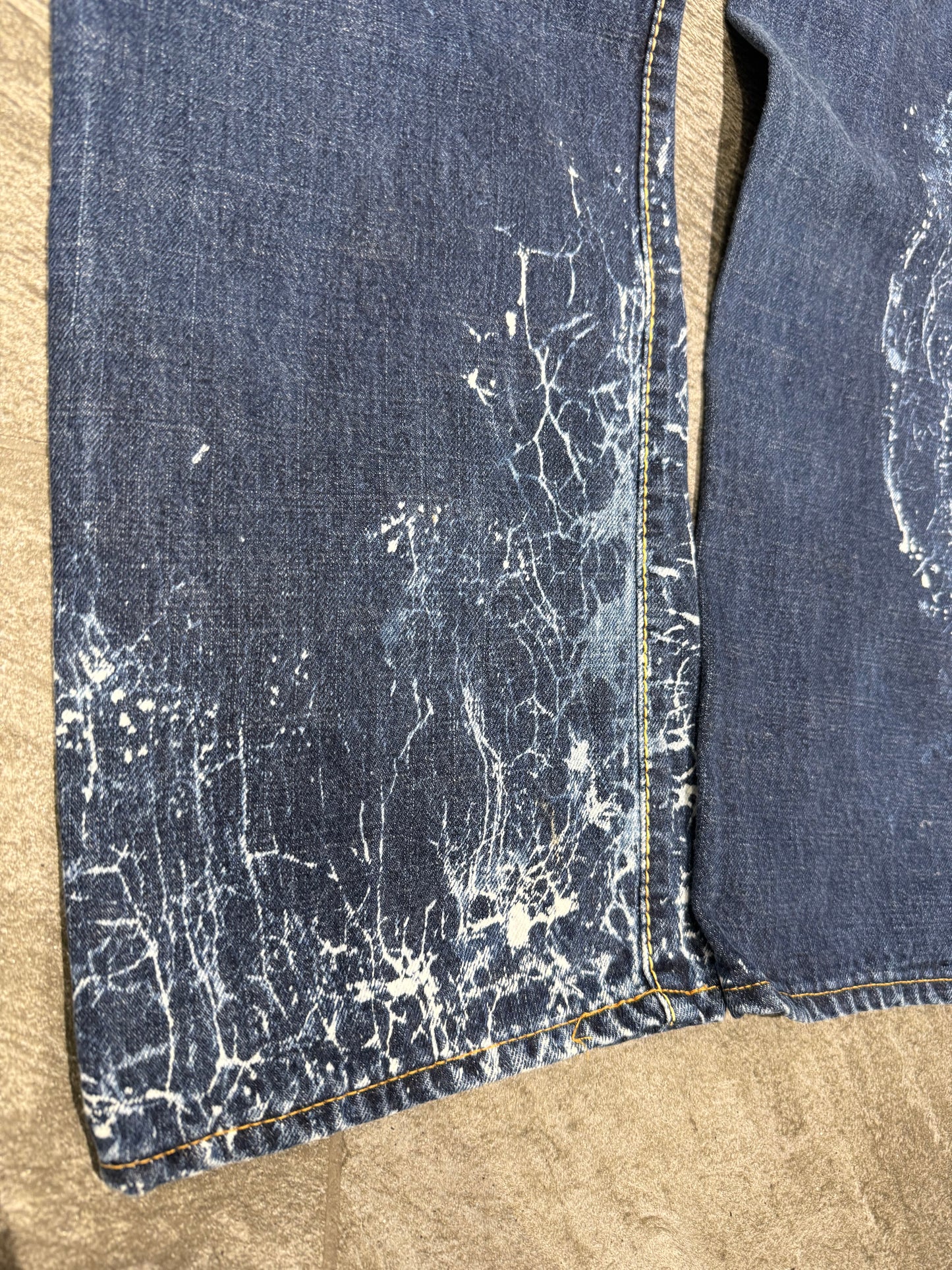 000’s Blueway Paint Splatter Bootcut Jeans (30”)