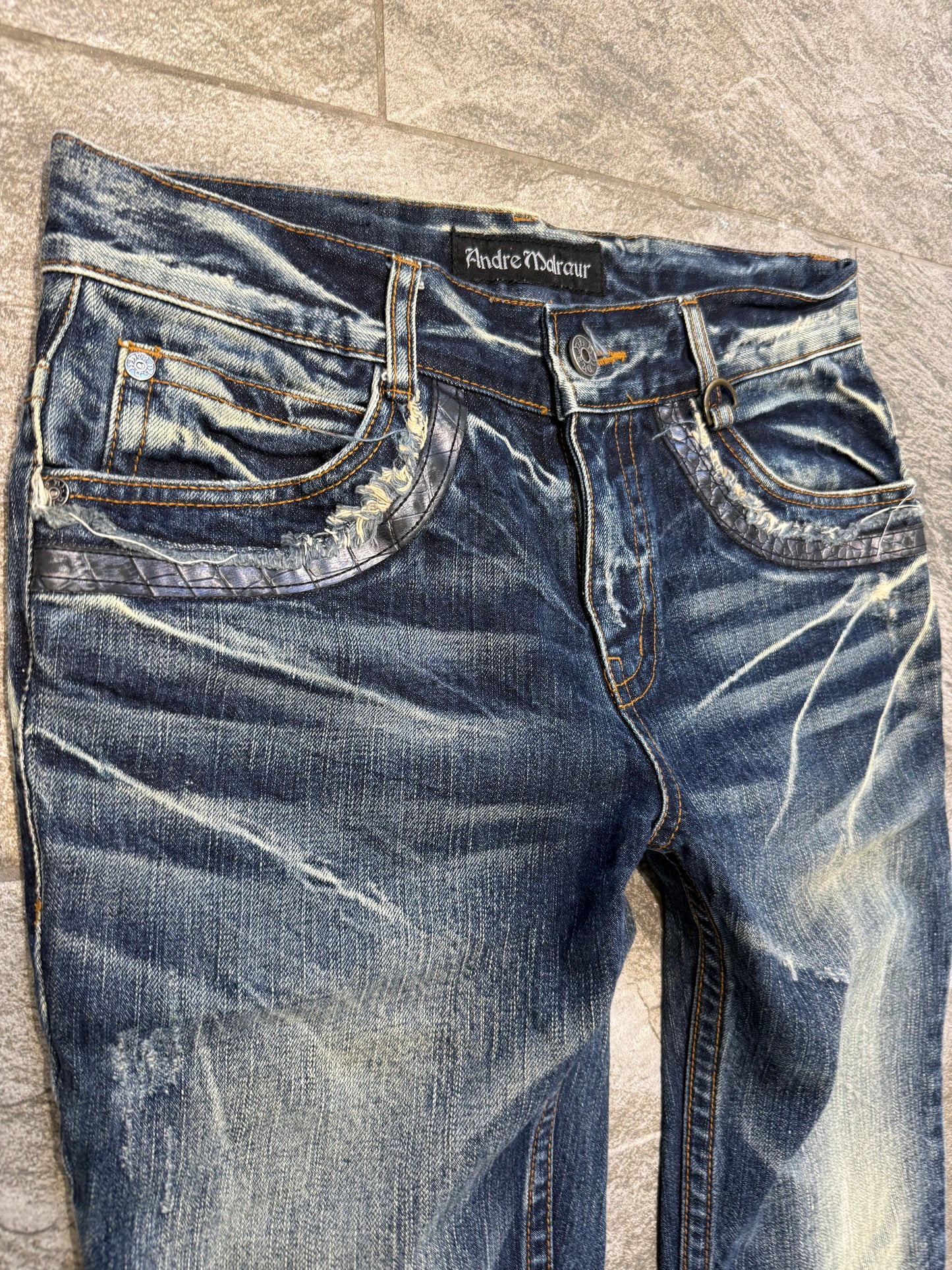 000’s Andre Malraur Jeans (31”)