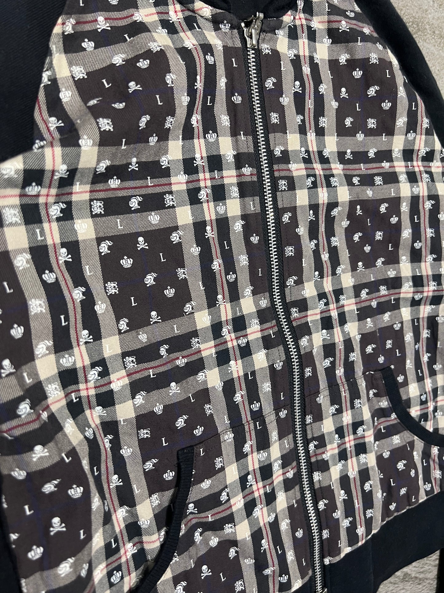 000’s Loveless Zip Up Hoodie