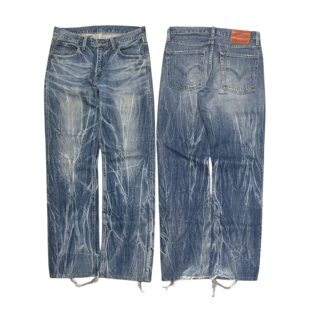000’s Japanese Levi’s 502s (31”)