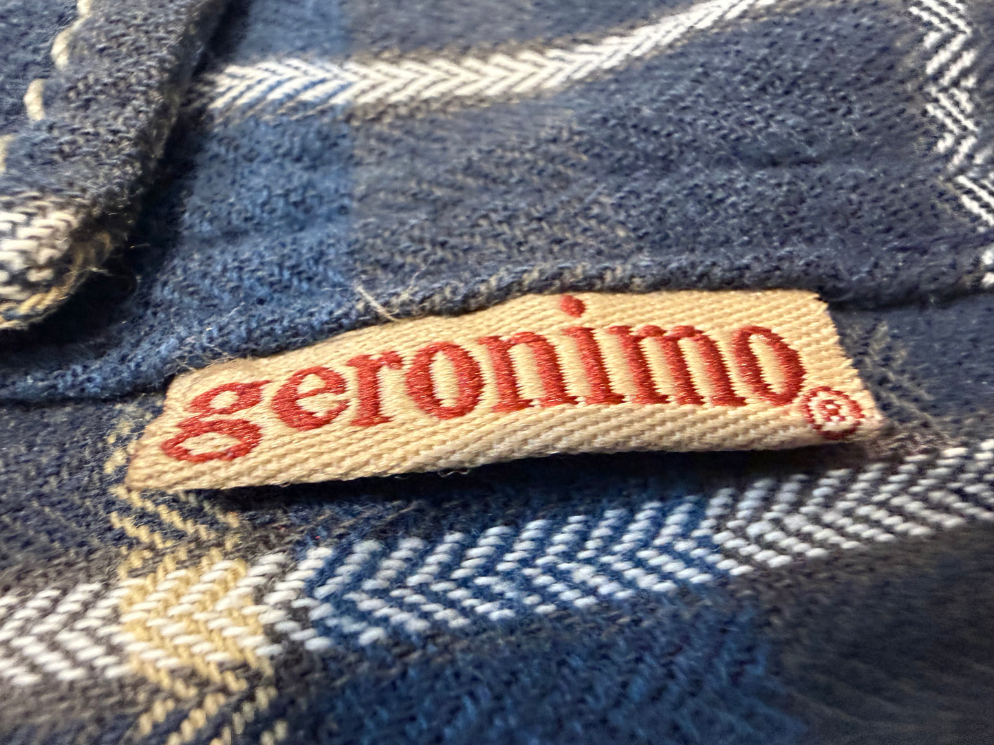 000’s Geronimo Checkered Flannel (M)