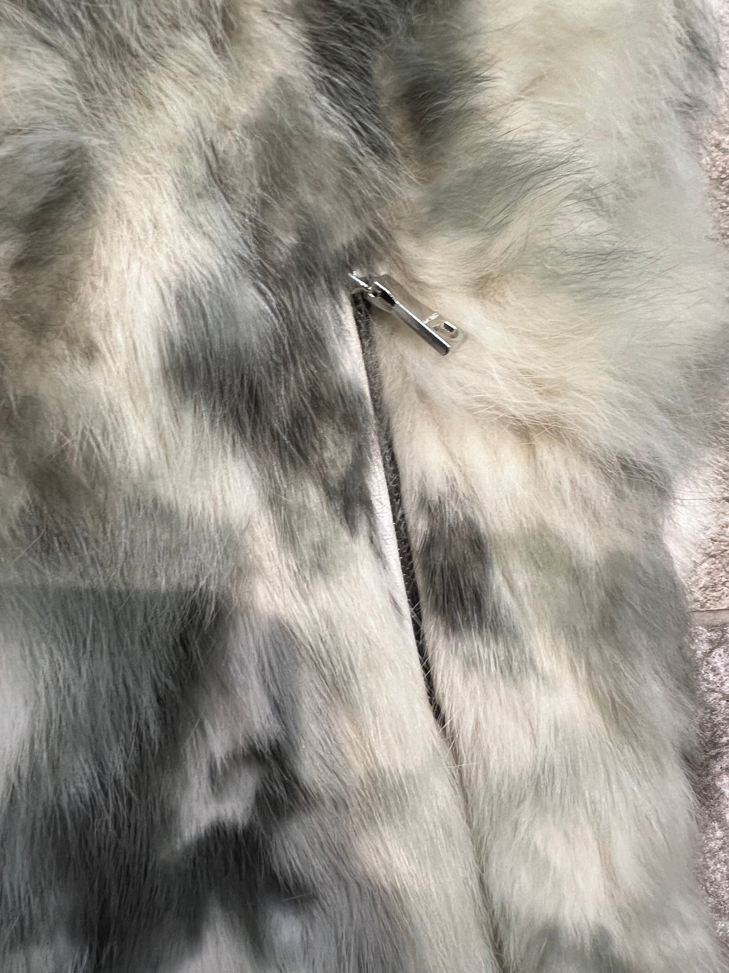 000’s Loveless Rabbit Fur Vest (S)