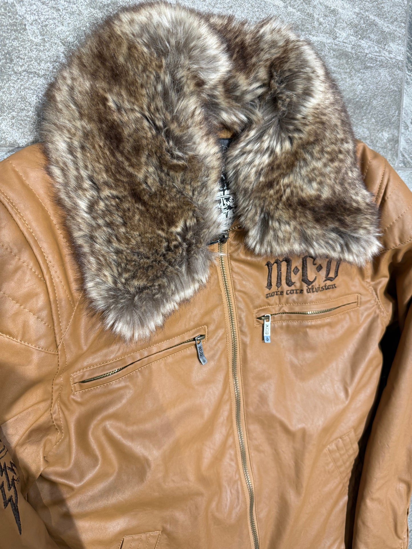 000’s MCD Fur Collar Leather Jacket (S-M)