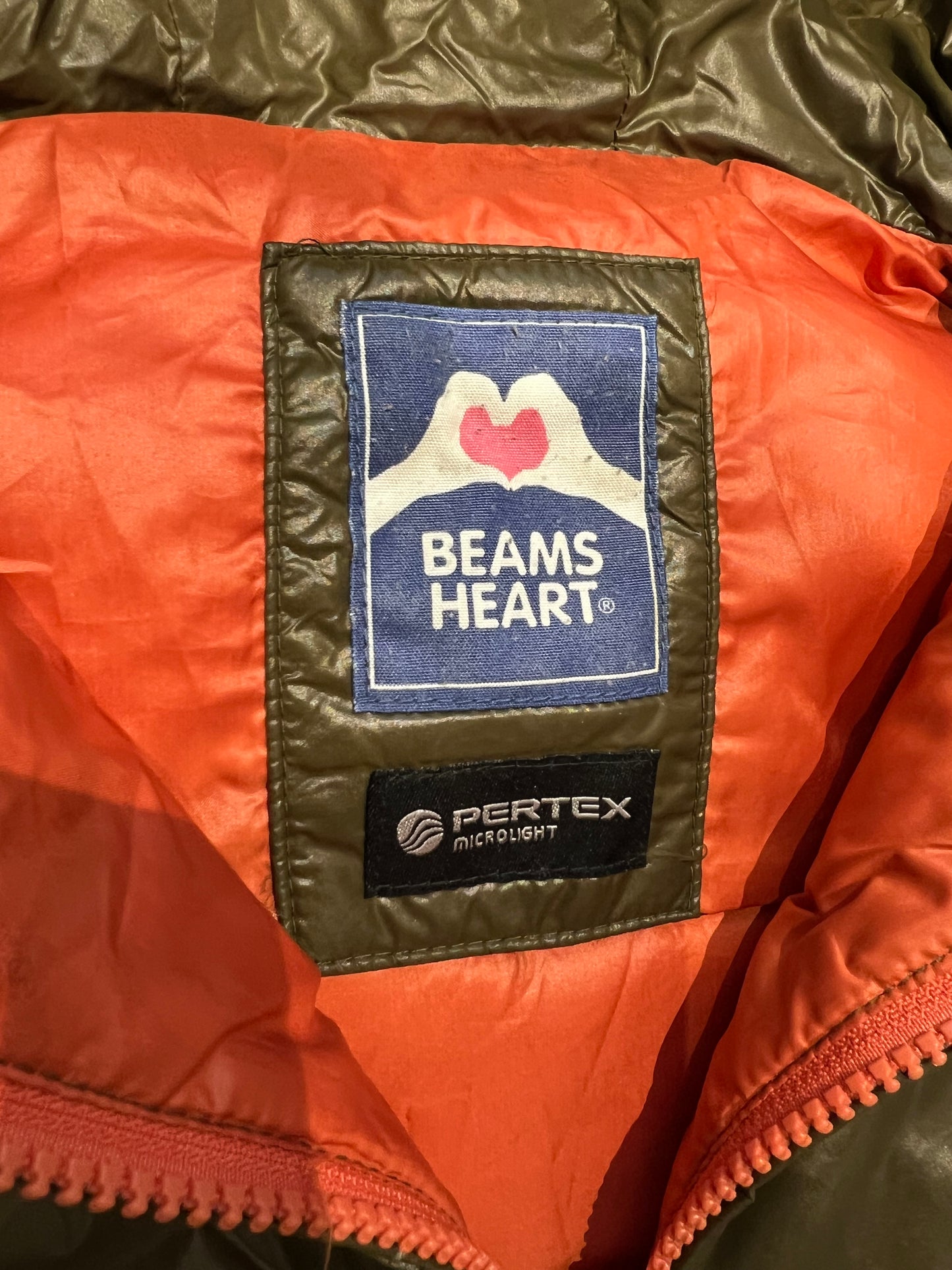 000’s Beams Heart Glossy Gilet