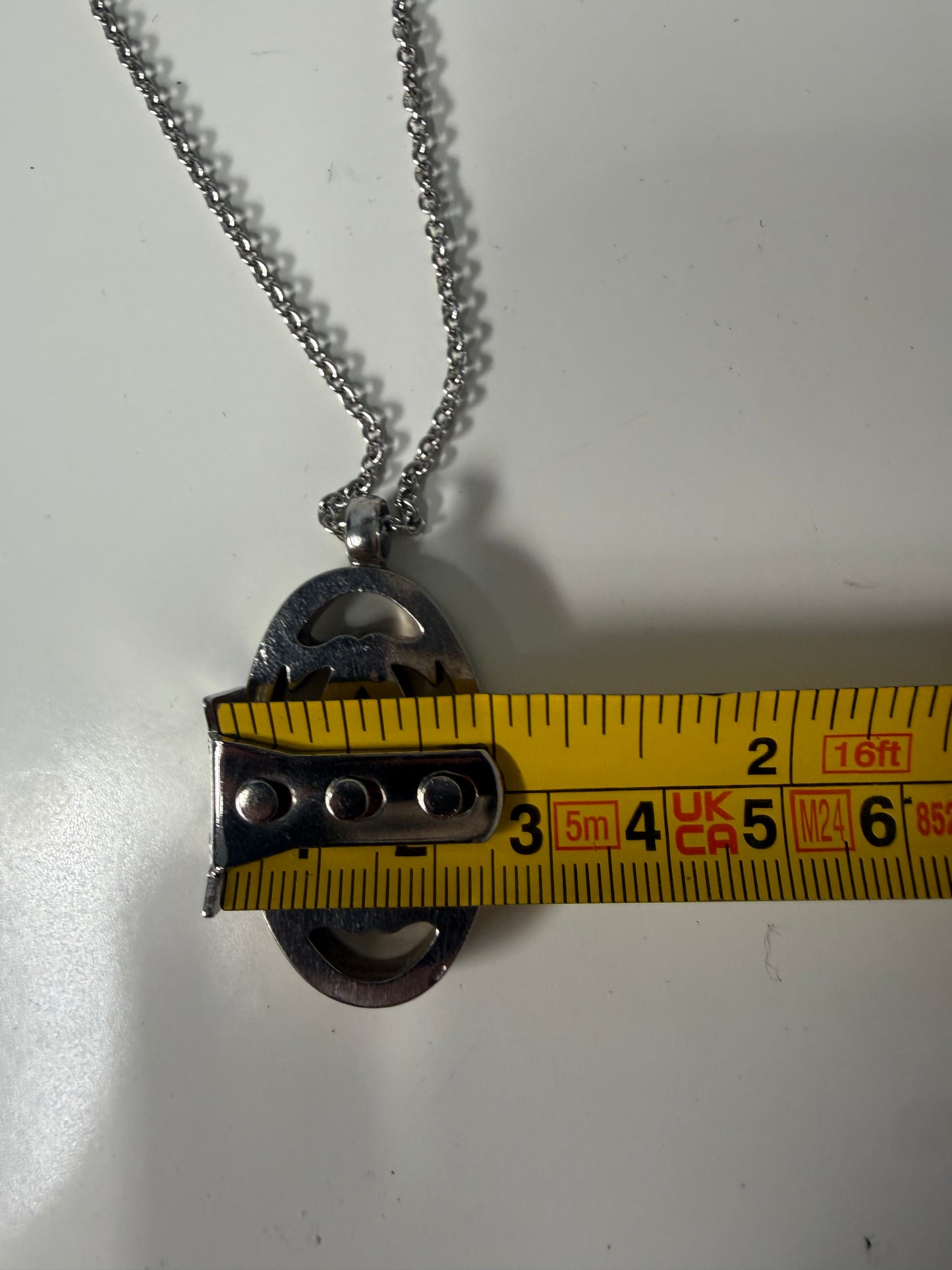 Cartier Necklace (2006)