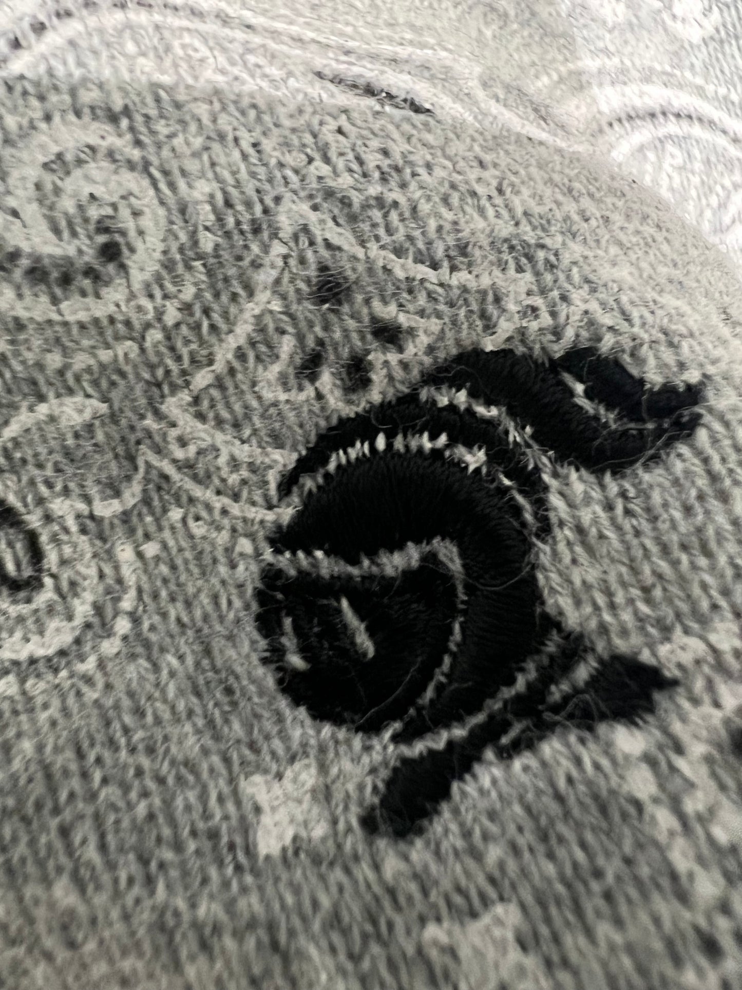 000’s Loveless Zip Up Hoodie