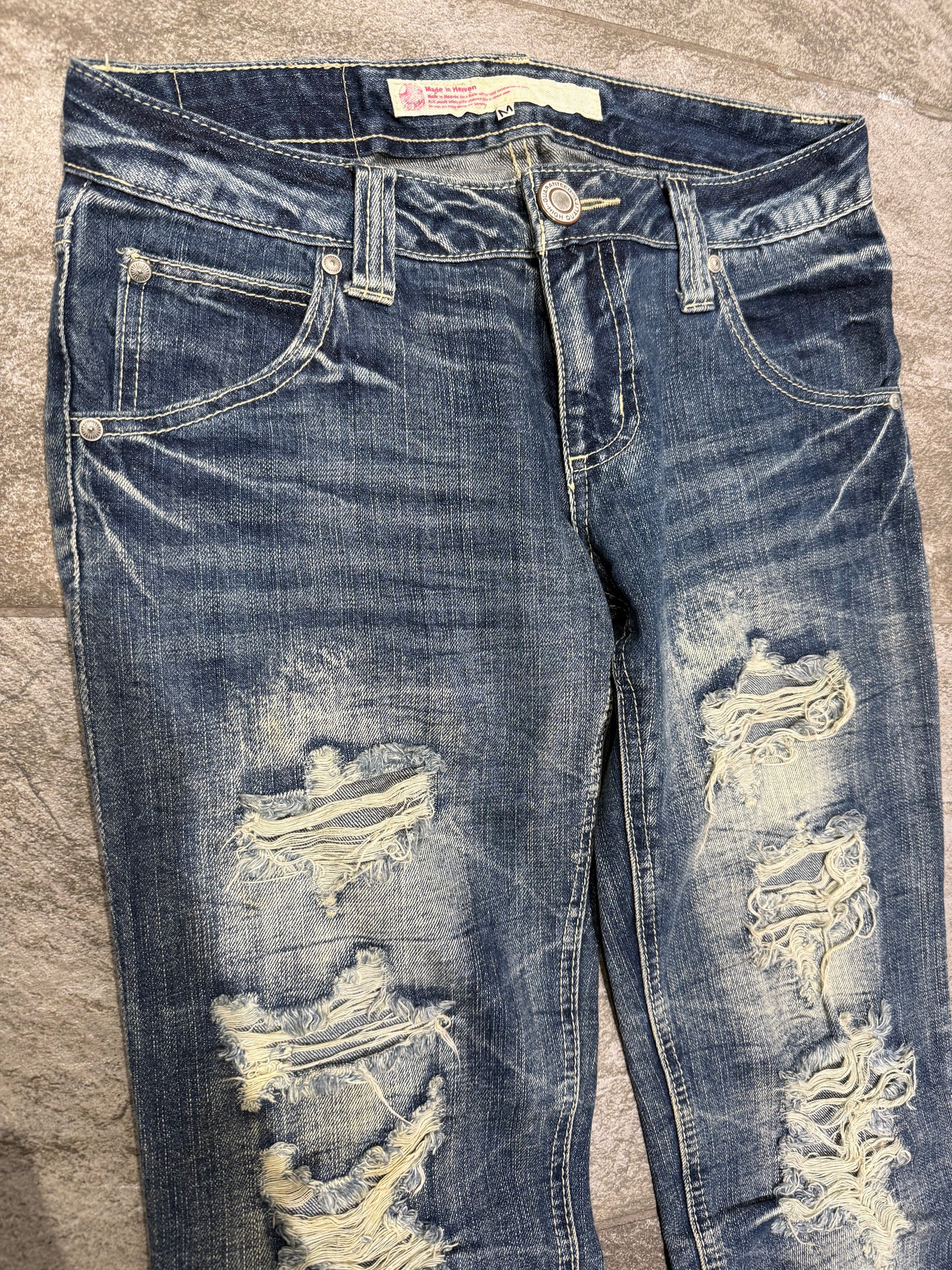 000’s Made In Heaven Distressed Jeans (30”)