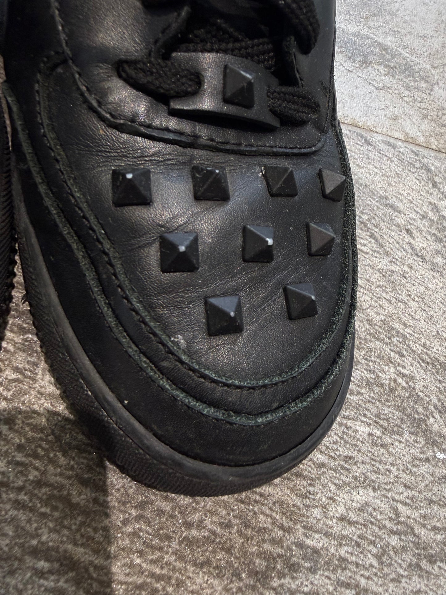 Valentino Rockstud High Tops (EU 41 - UK 7)