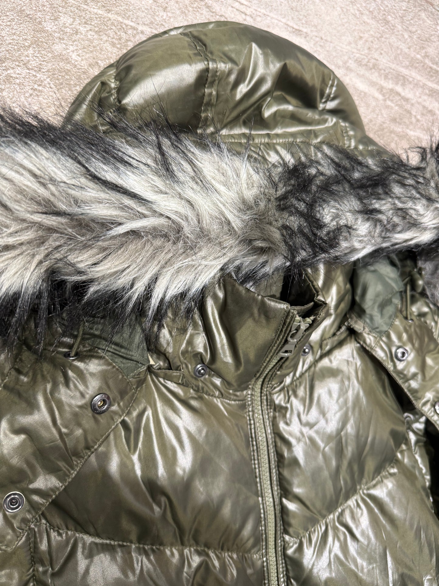 000’s Uniqlo Detachable Arms Fur Puffer (M)