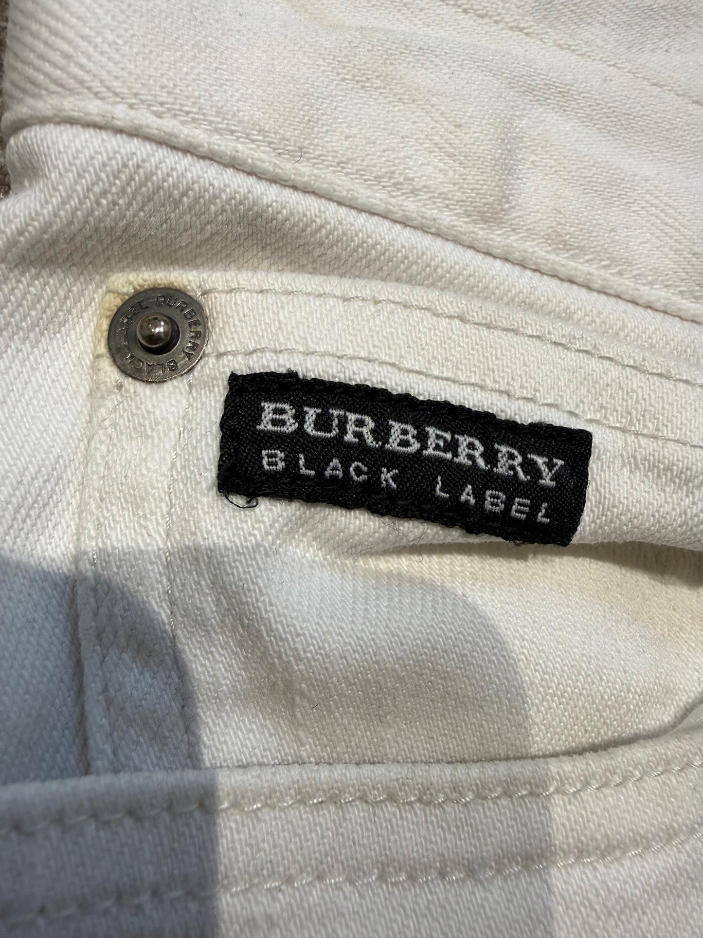 000’s Burberry Jeans (30”)