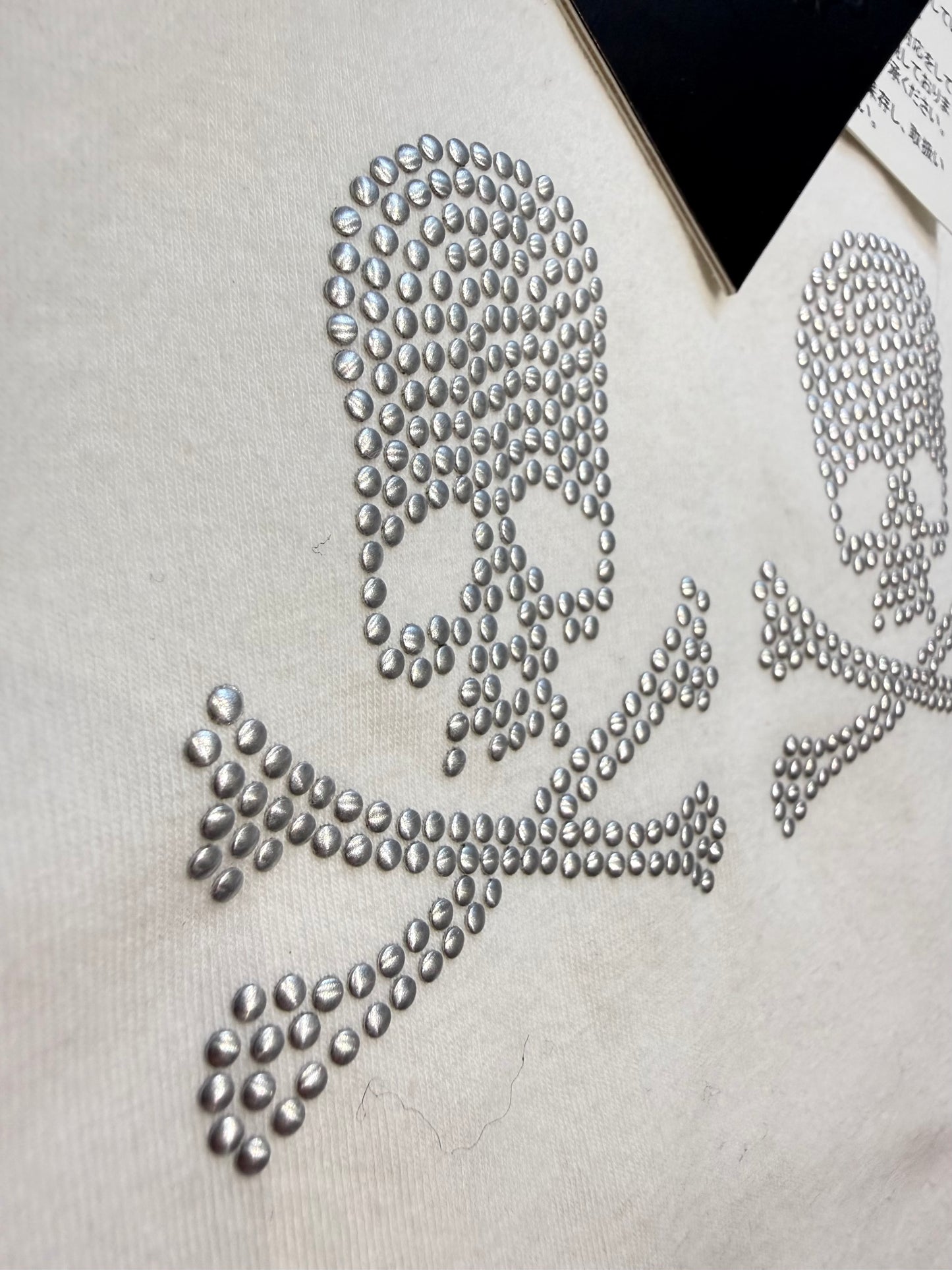 000’s Be Ambition Studded Tee (M)