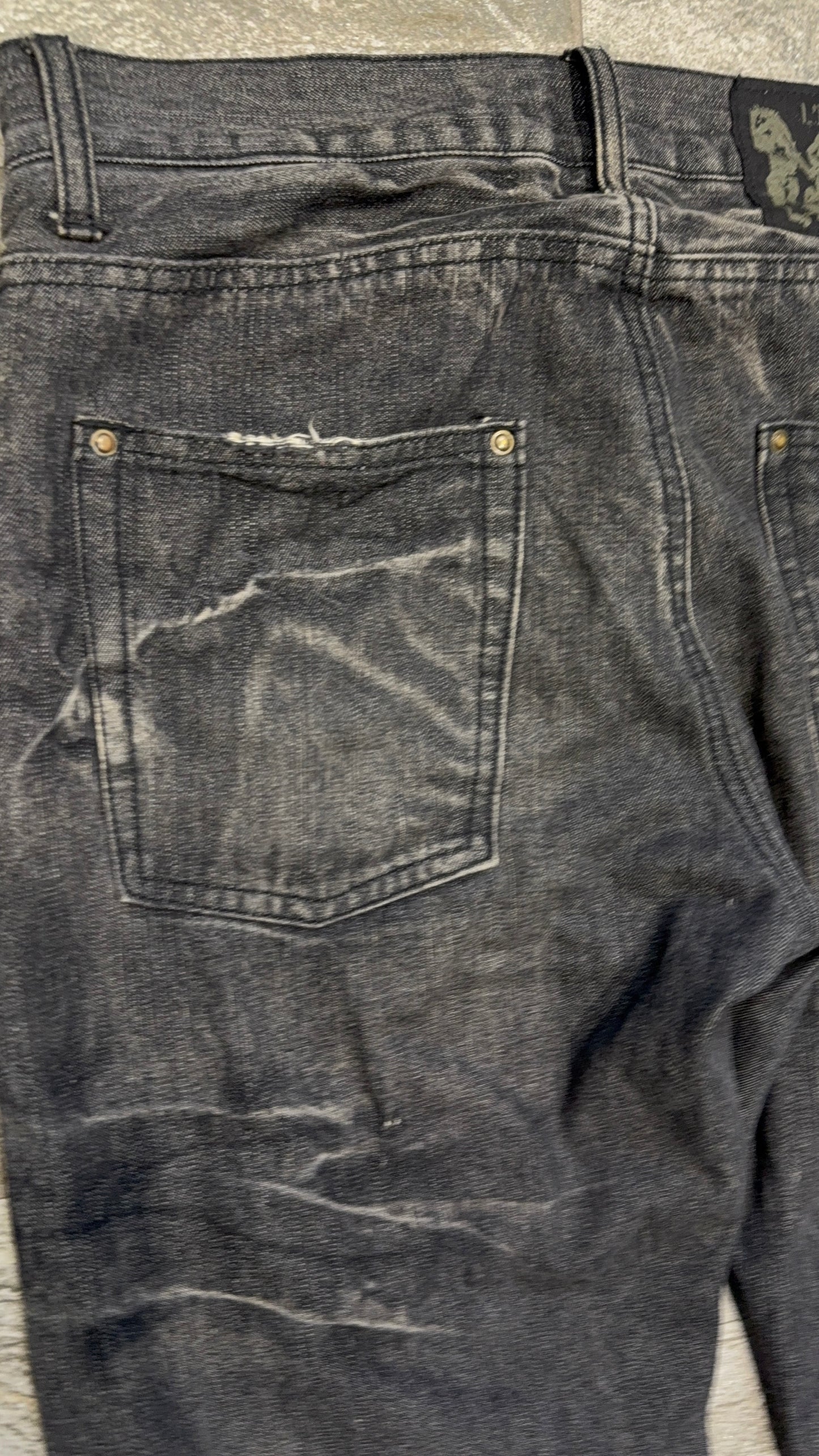 000’s Lowbox Jeans (31”)