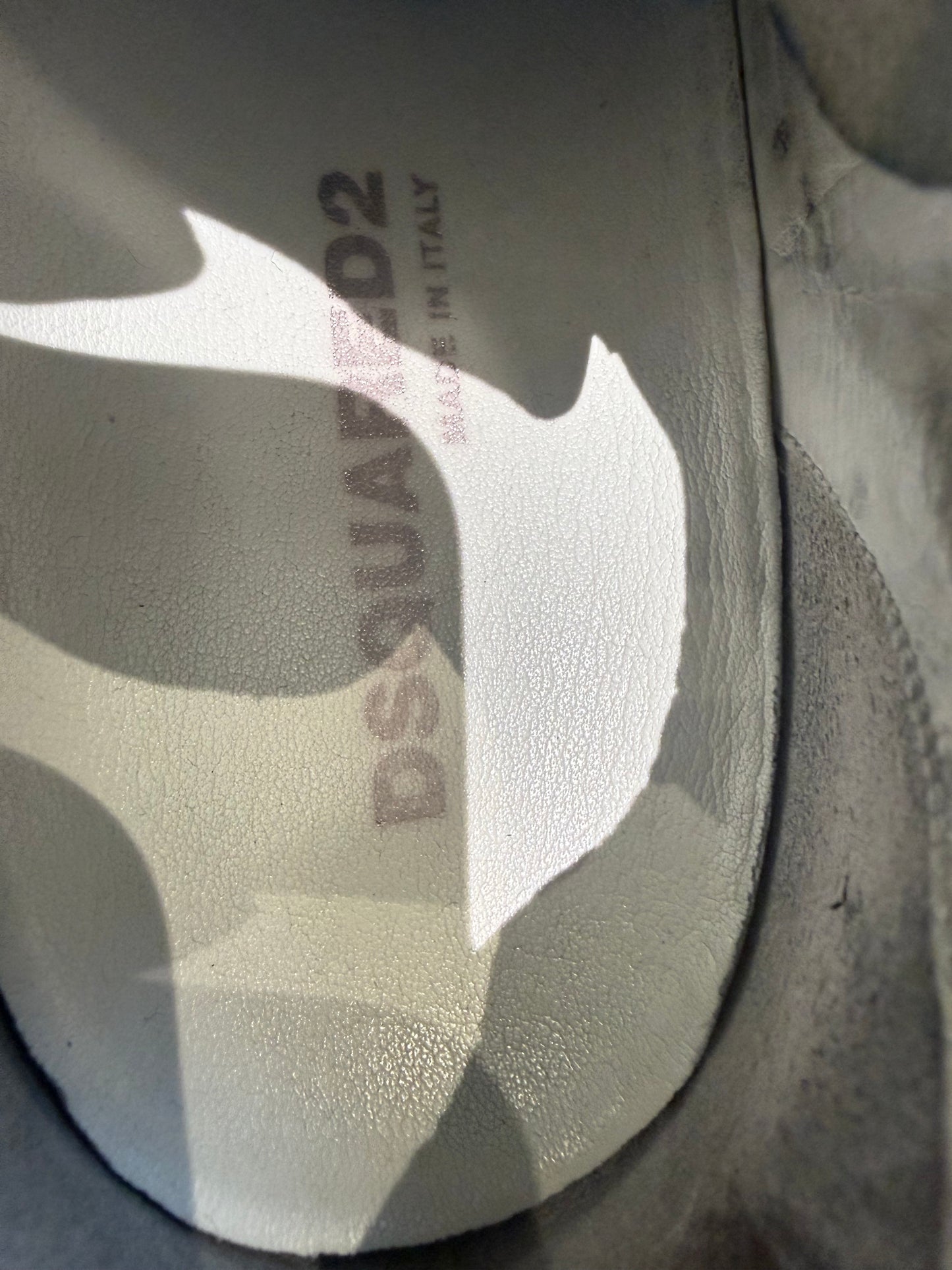 Dsquared Low Trainers (EU 42 - UK 8)