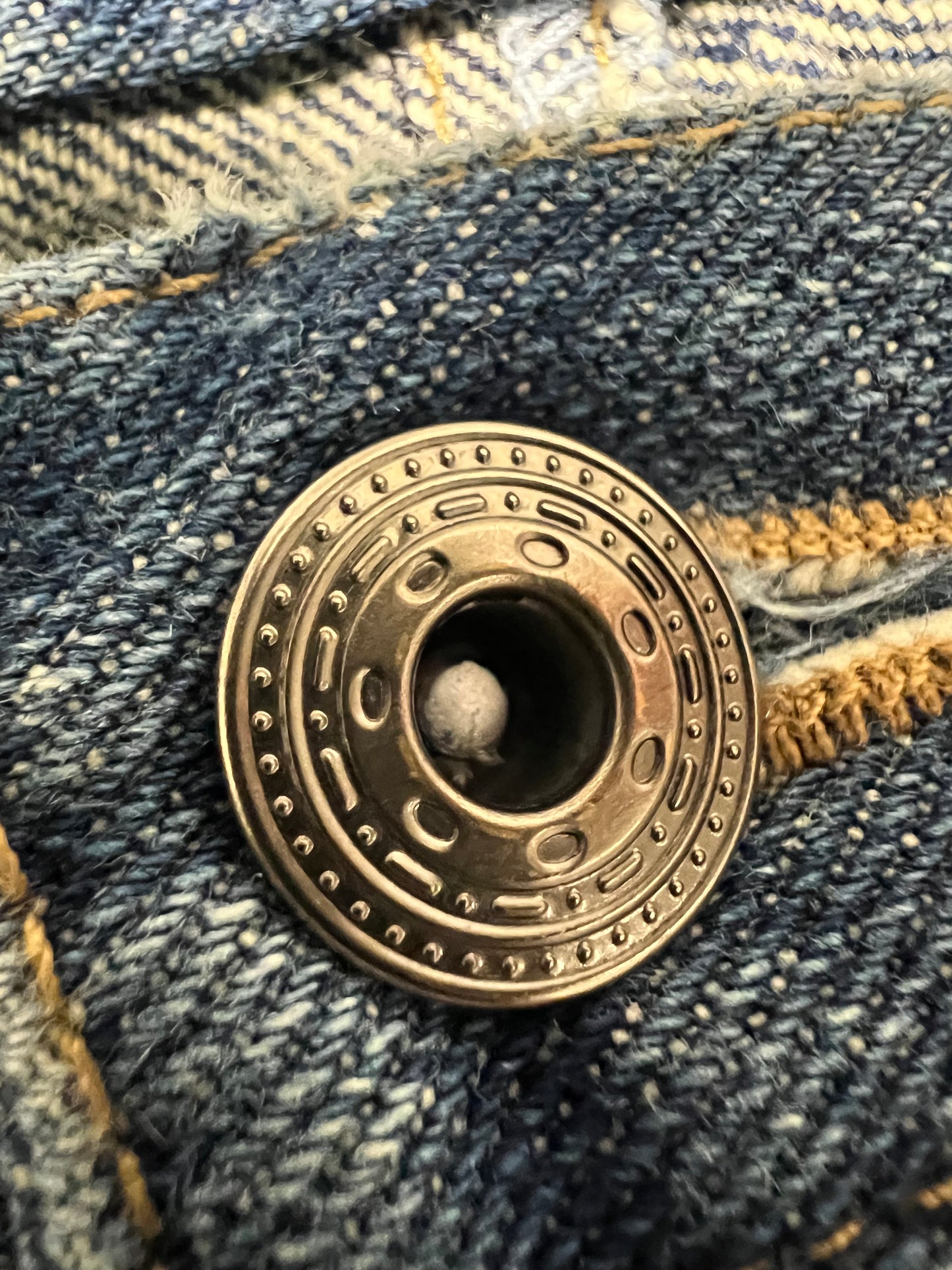 000’s Japanese Indigo Dyed Jeans (30”)