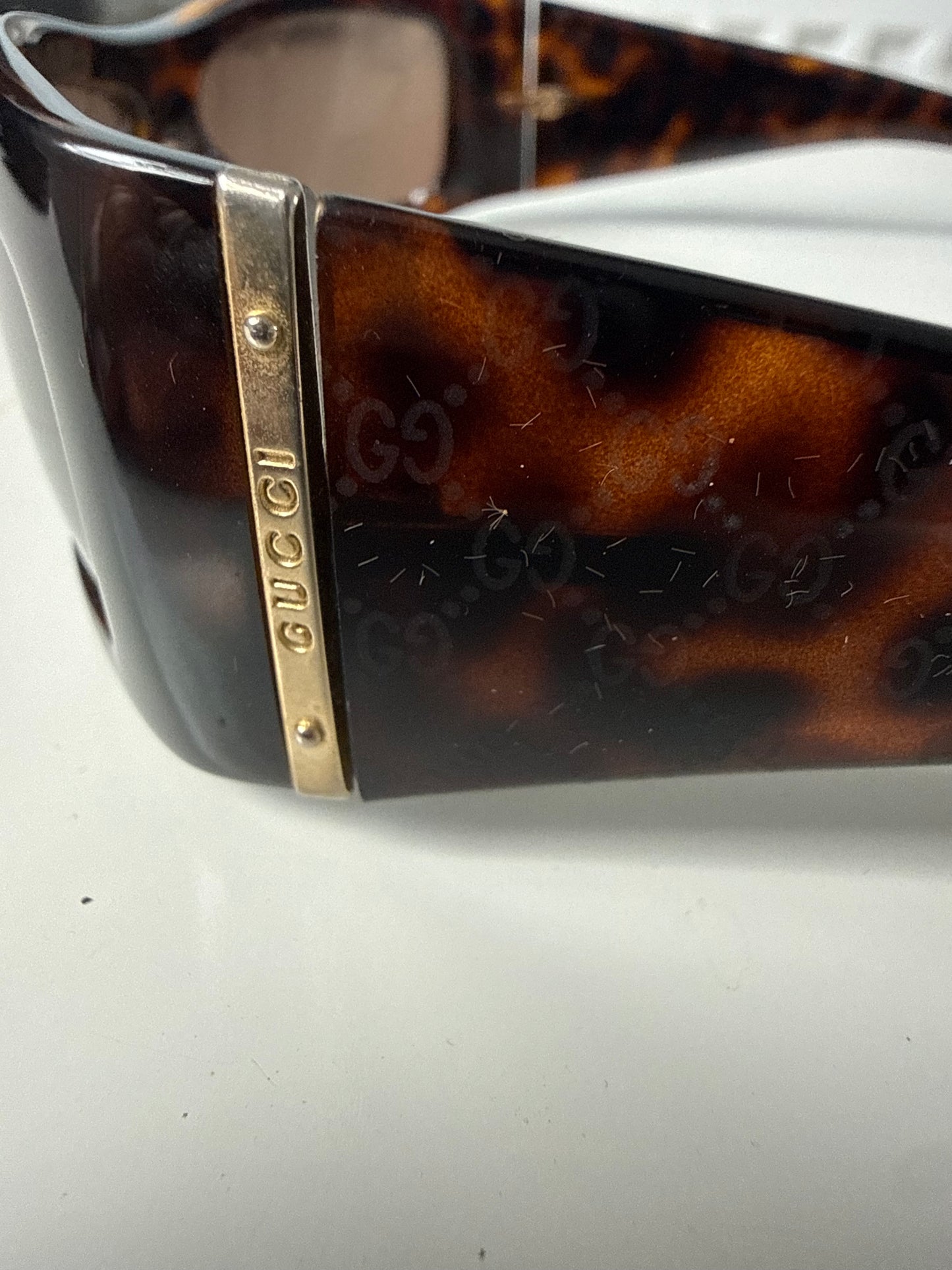 000’s Gucci Sunglasses