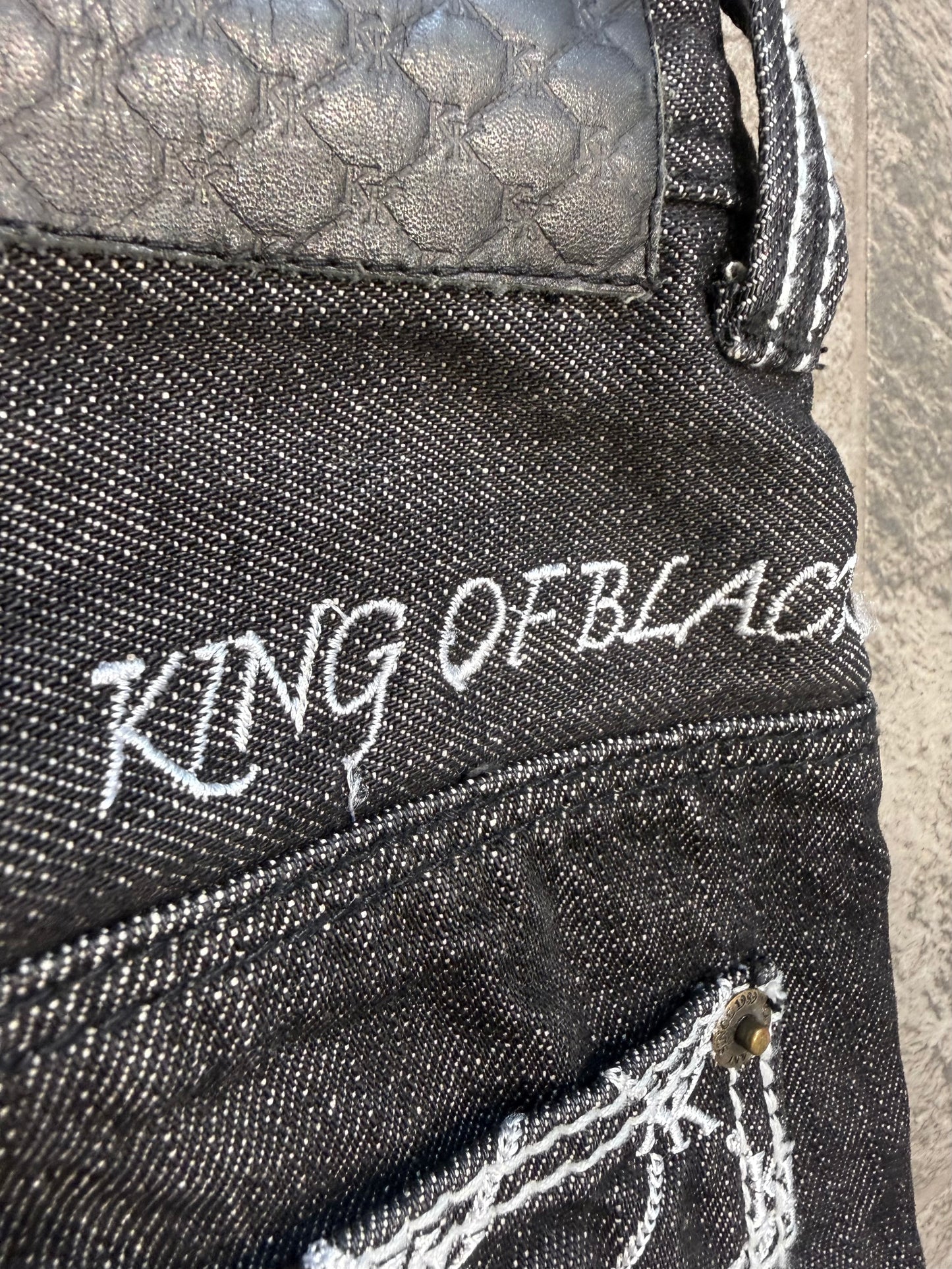 000’s Karl Kani Bootcut Embroidered Jeans (30”)
