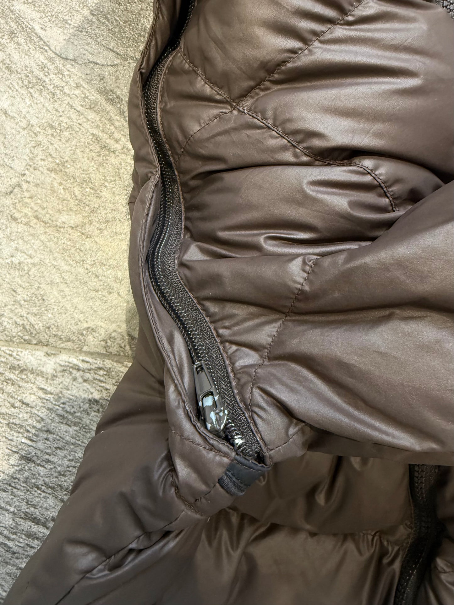 000’s Russ K Detachable Arm Puffer (S)