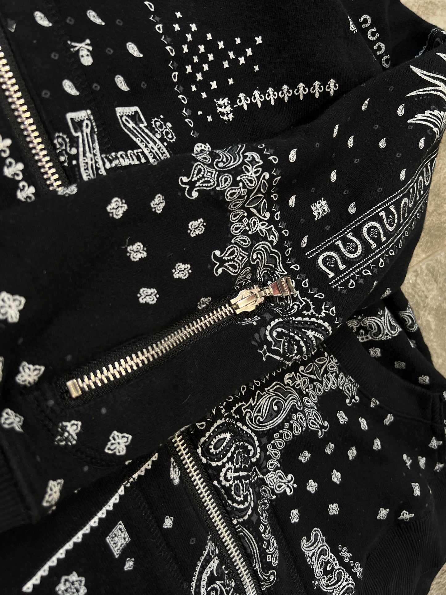 000’s Loveless Zip Up Hoodie