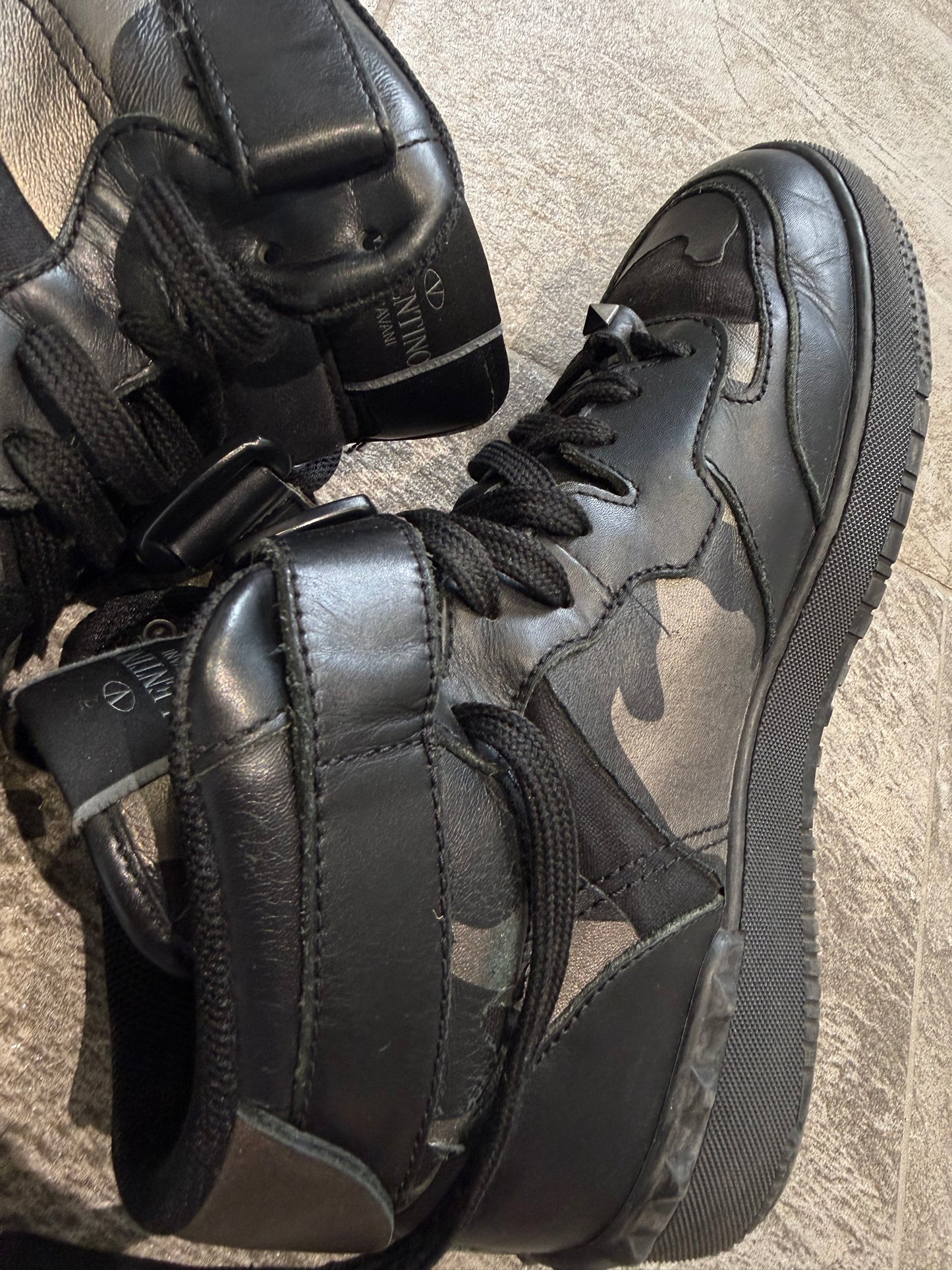 Valentino Camo High Tops (8)