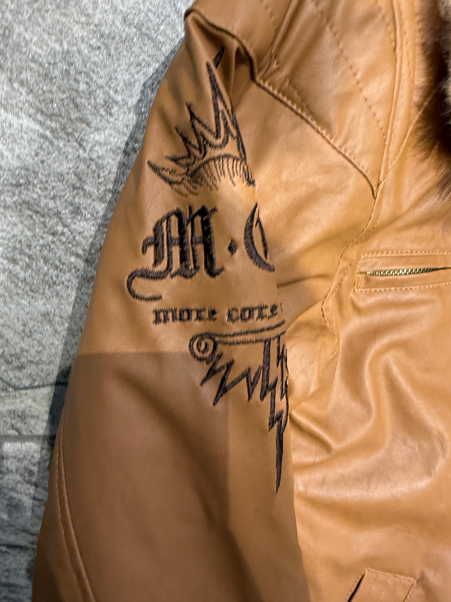 000’s MCD Fur Collar Leather Jacket (S-M)