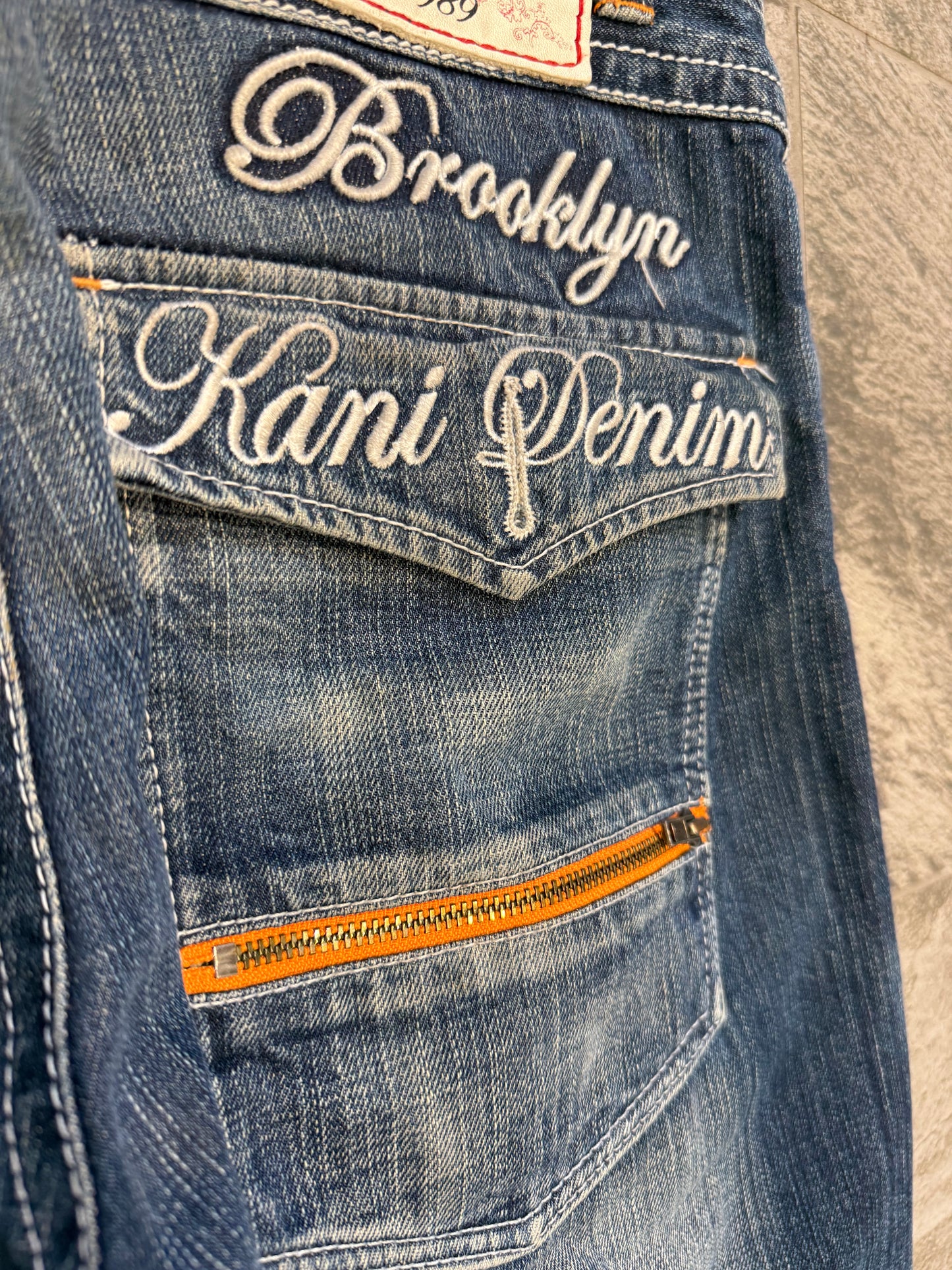 000’s Karl Kani Jeans (32”)