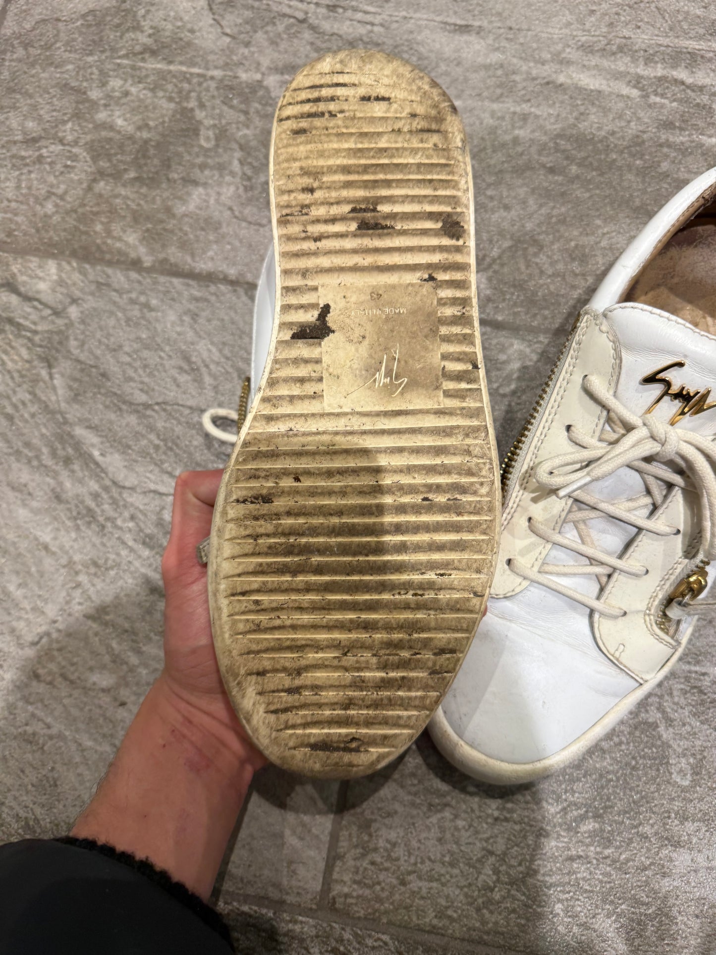 Giuseppe Low Trainers (EU 42 - UK 8)