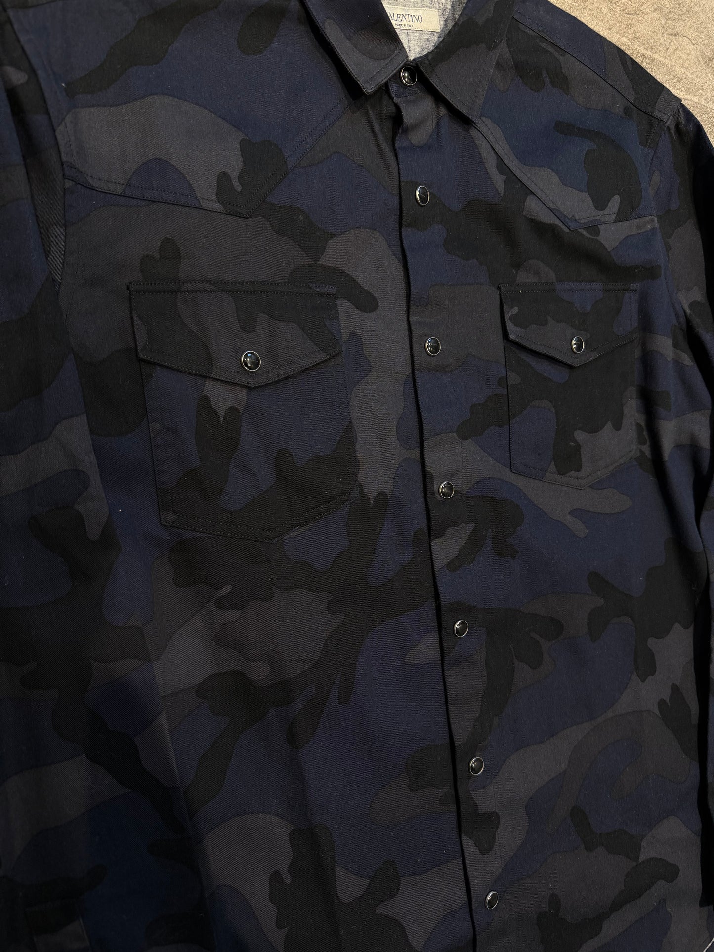 Valentino Camo Shirt (M-L)